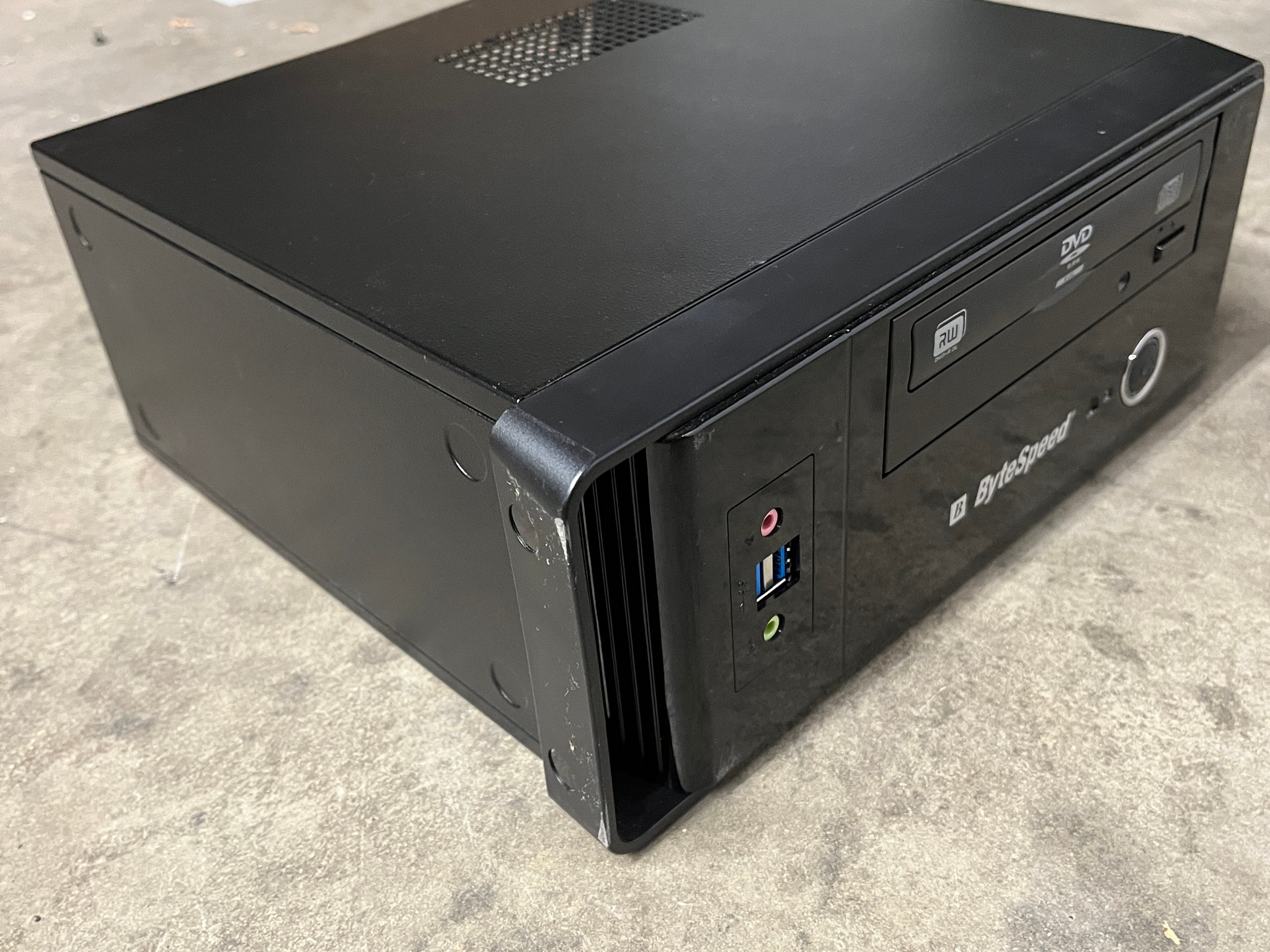 In Win BM650 Mini-ITX Case w/ 160w PSU & DVD/CD Rewritable Drive Pre installed BM650.AD120TBL