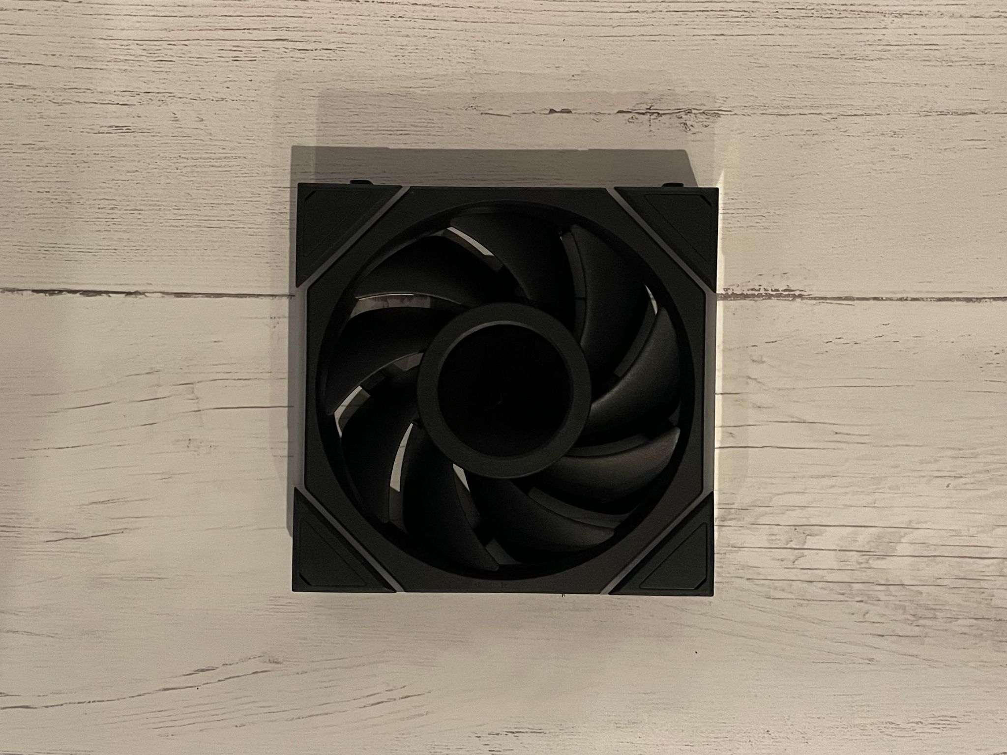 LIAN LI UNI FAN TL LCD 120 RGB