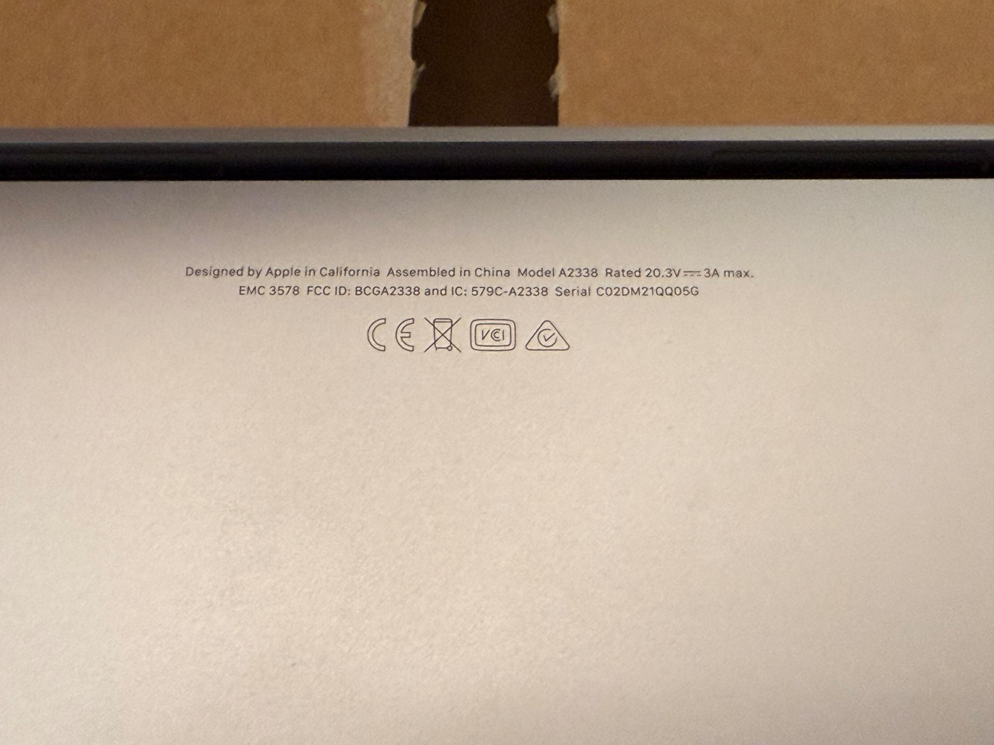 M1 Macbook Pro 13” 8gb 256gb