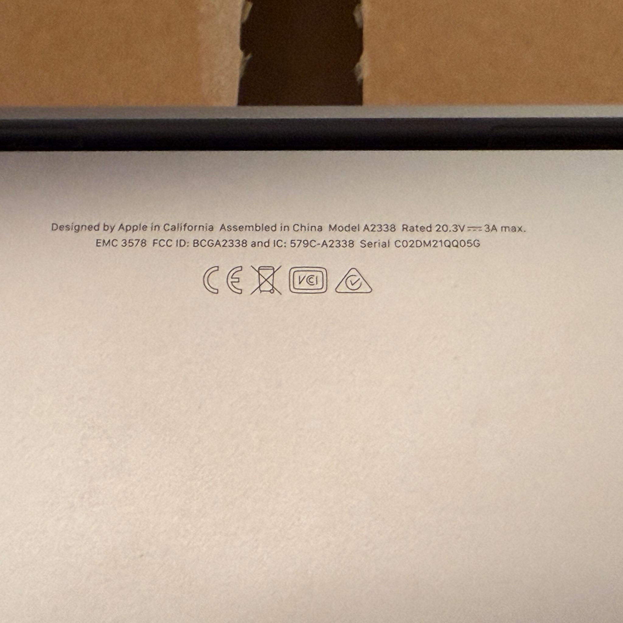 M1 Macbook Pro 13” 8gb 256gb