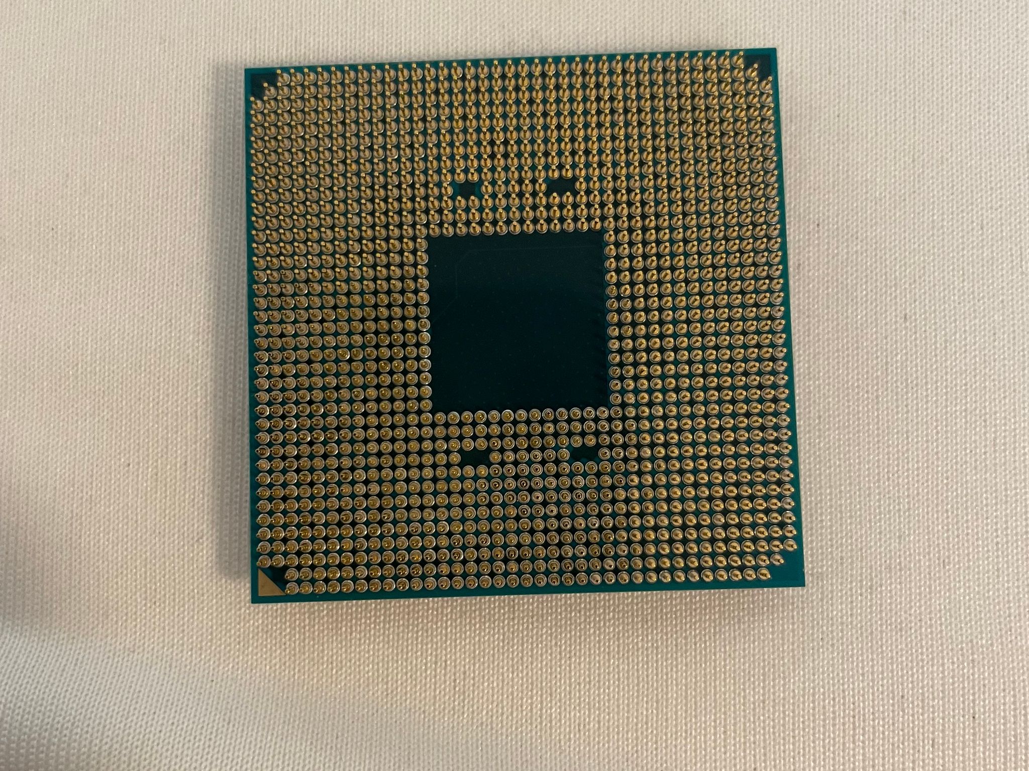AMD Ryzen 5 2600 w/ Free AMD Wraith Stealth CPU Cooler