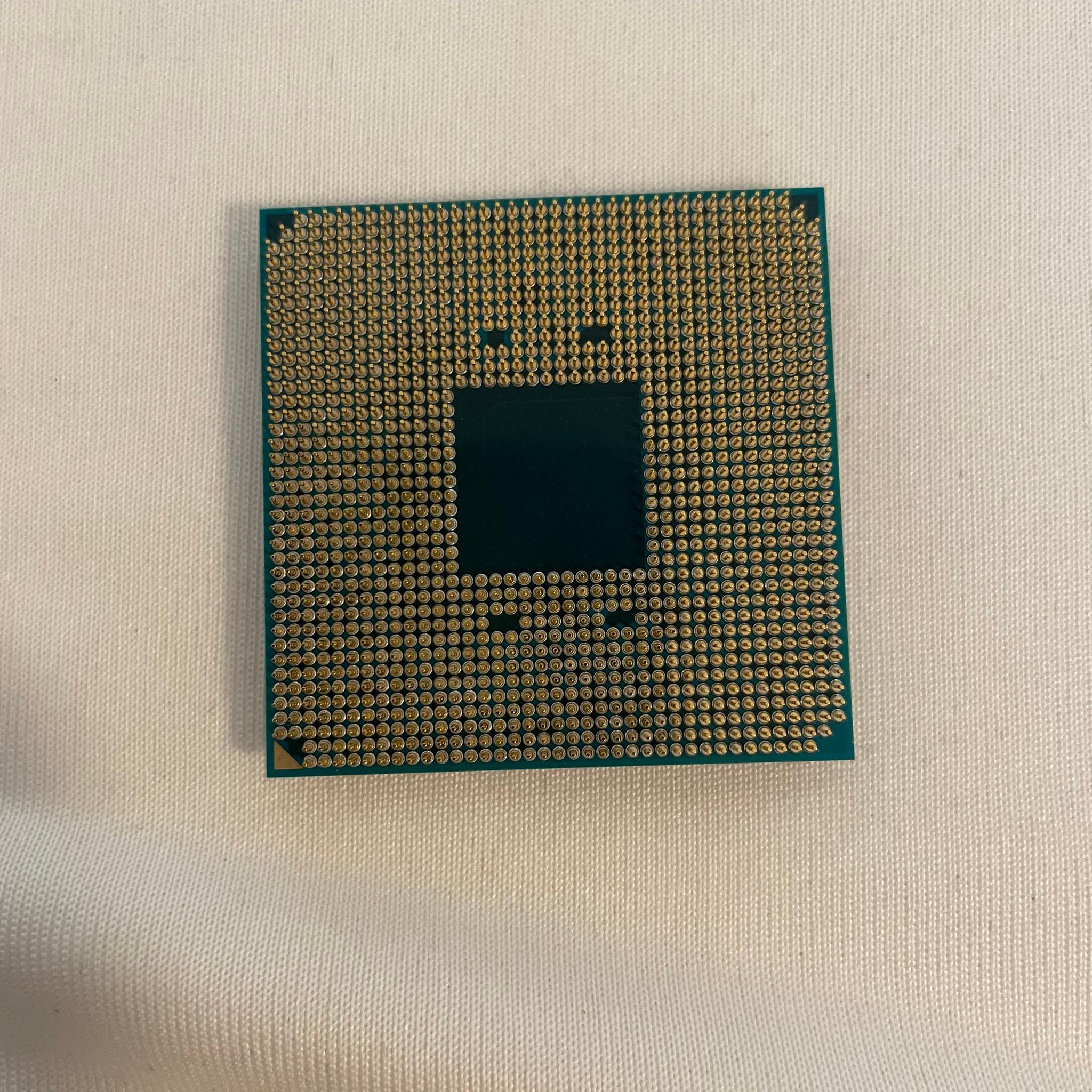 AMD Ryzen 5 2600 w/ Free AMD Wraith Stealth CPU Cooler