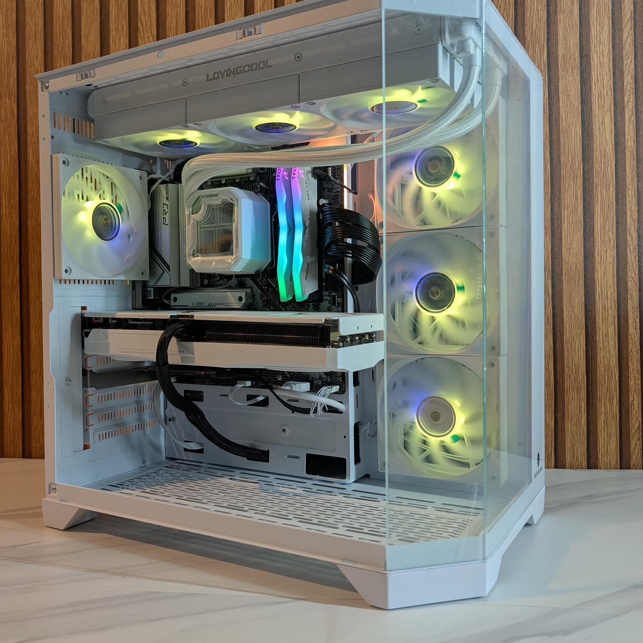 RTX 5070 | RYZEN 5 7600X | 1TB SSD | 16GB DDR5 | 750W | 360MM AIO