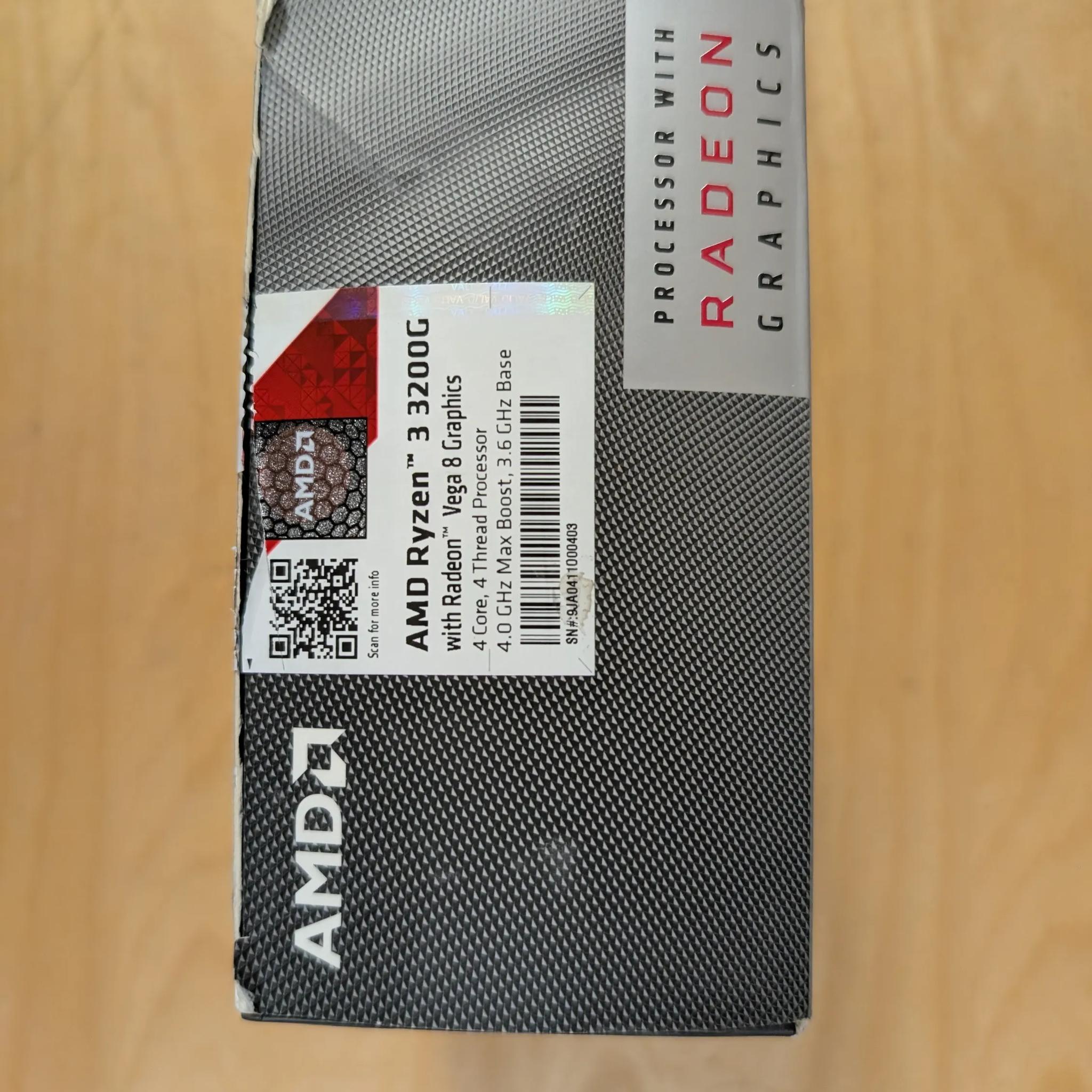 AMD Ryzen 3 3200G quad core