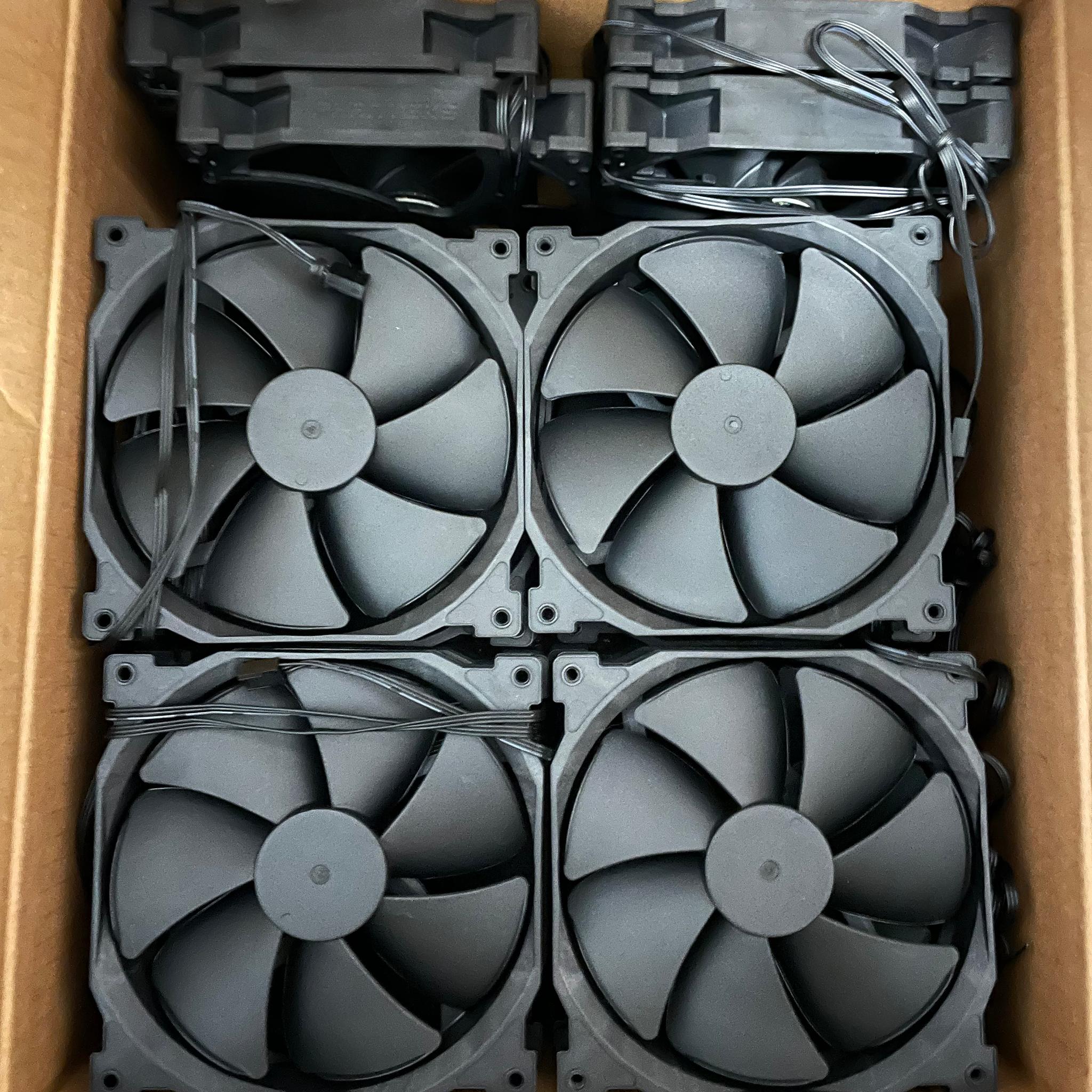 24x Phanteks 140mm Fans