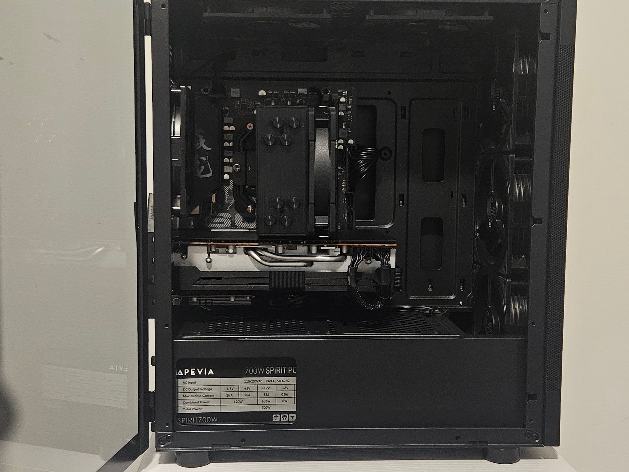 Stealth Knight Ryzen 5500 and RX 5700XT