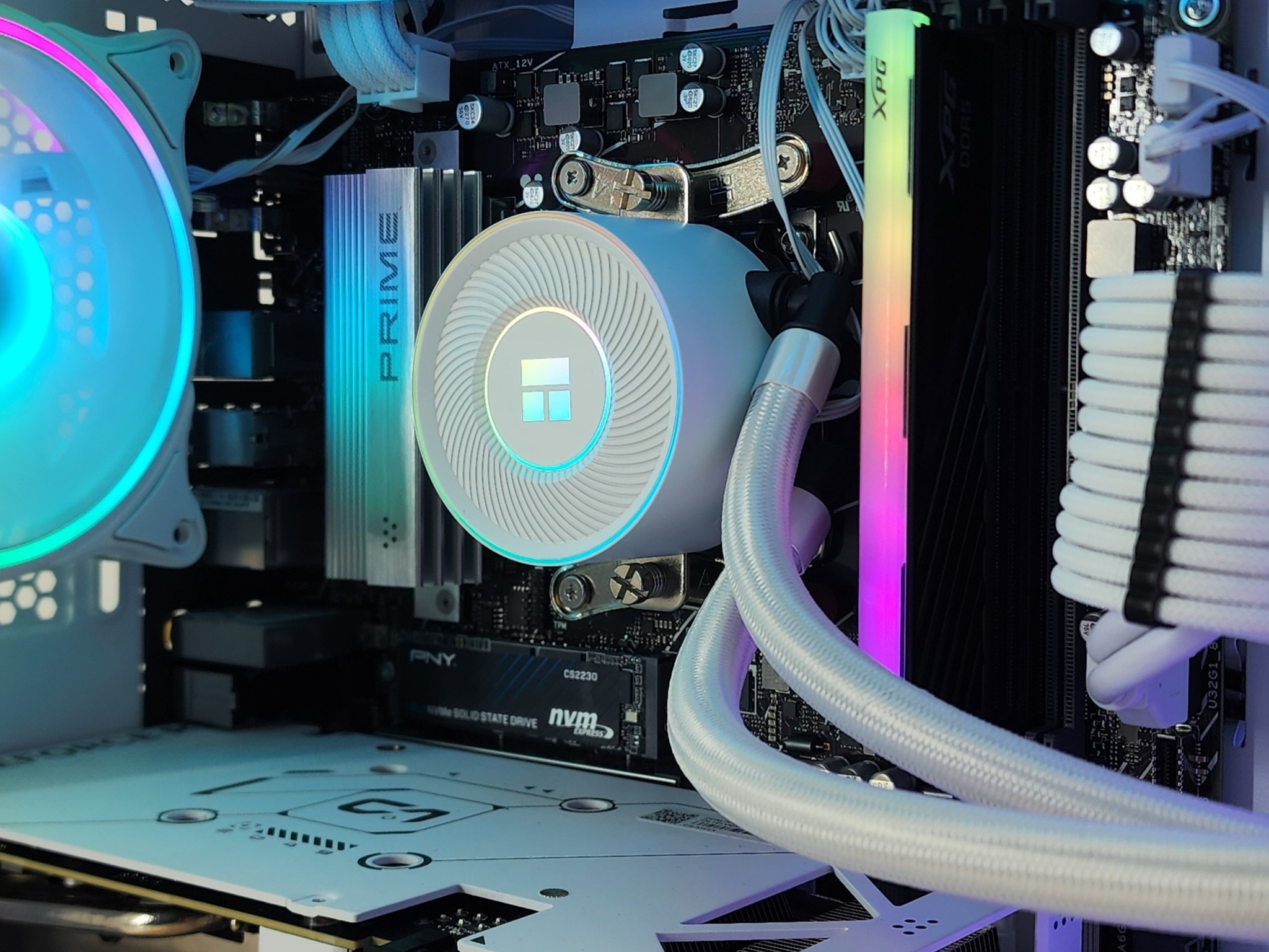 Gaming PC Ryzen 5 9600X 16GB RAM 1TB SSD RTX 4060 Ti 8GB Windows 11 Computer