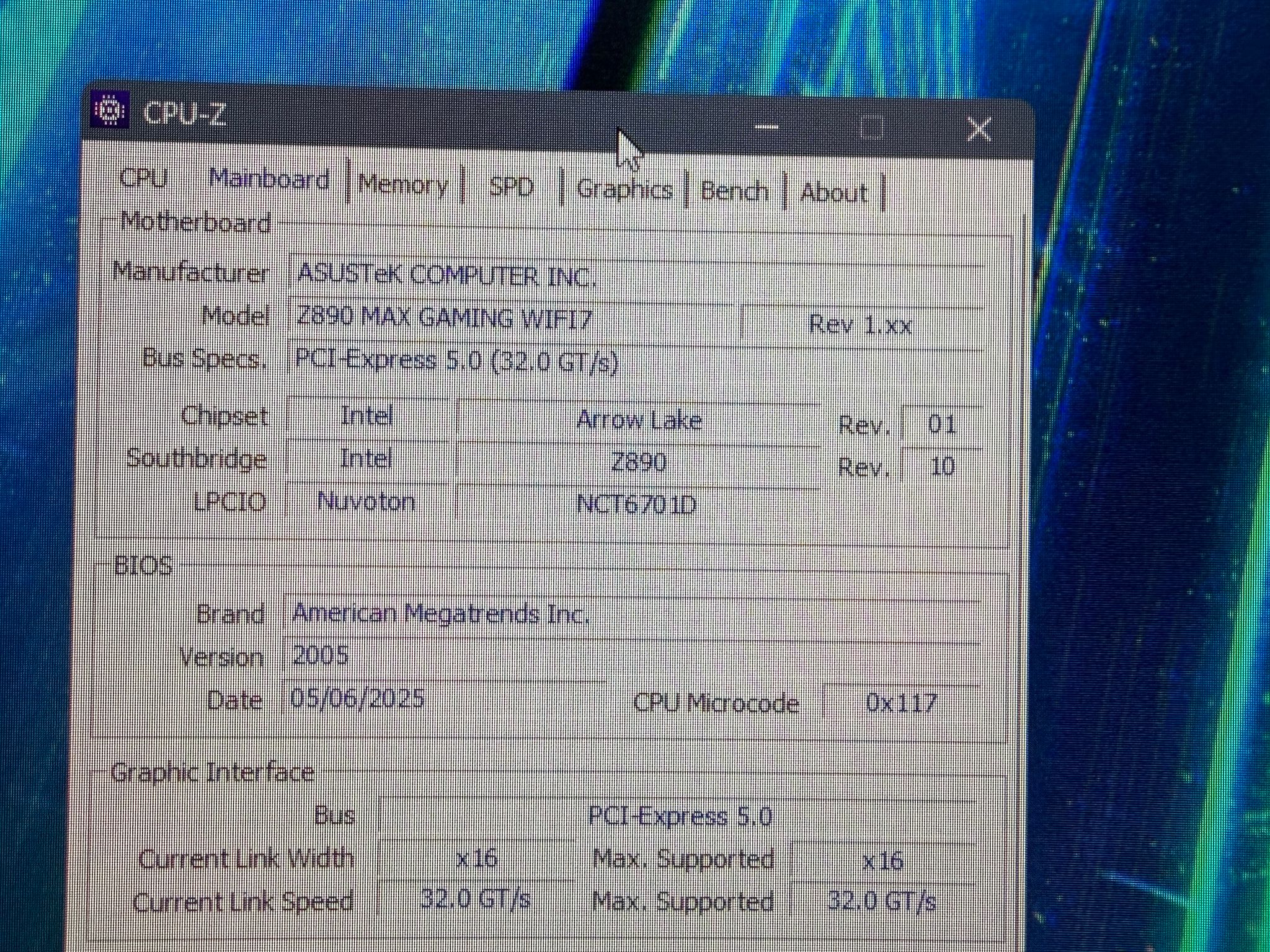 High-end gaming PC RTX 5080 Ultra 9 285k 64GB DDR5 RAM