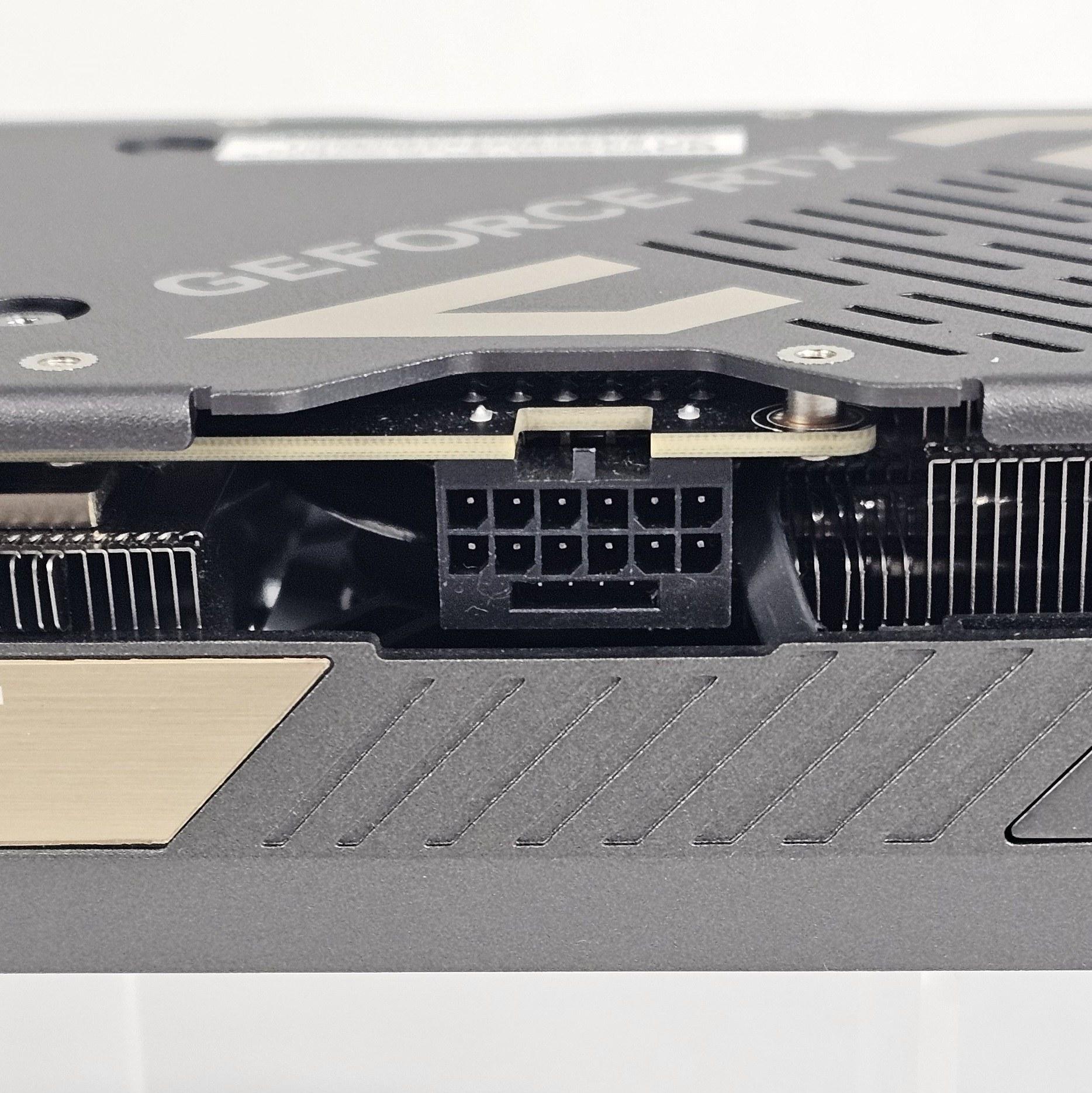 RTX 5070 Zotac Gaming Solid OC 12GB