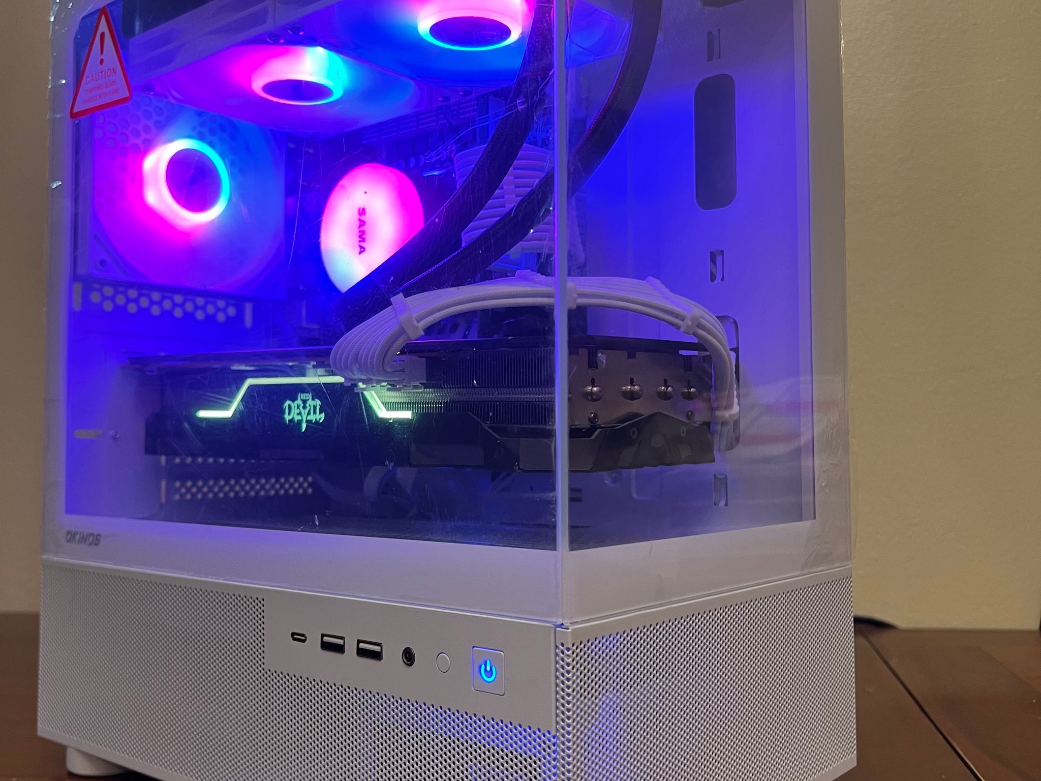 Water Cooled Intel 10 Core White Gaming PC RX 5700xt 8GB 1TB Storage 16GB RAM WIFi WINDOWS 10 Pro