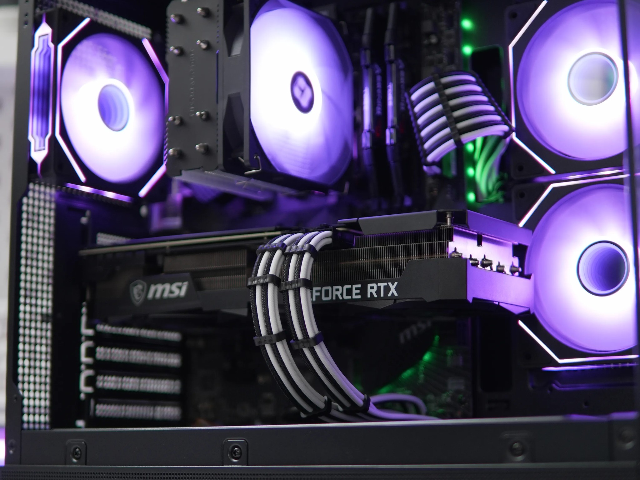 Epic Gaming PC | RTX 3070ti + RYZEN 5 5600x + 32gb RAM