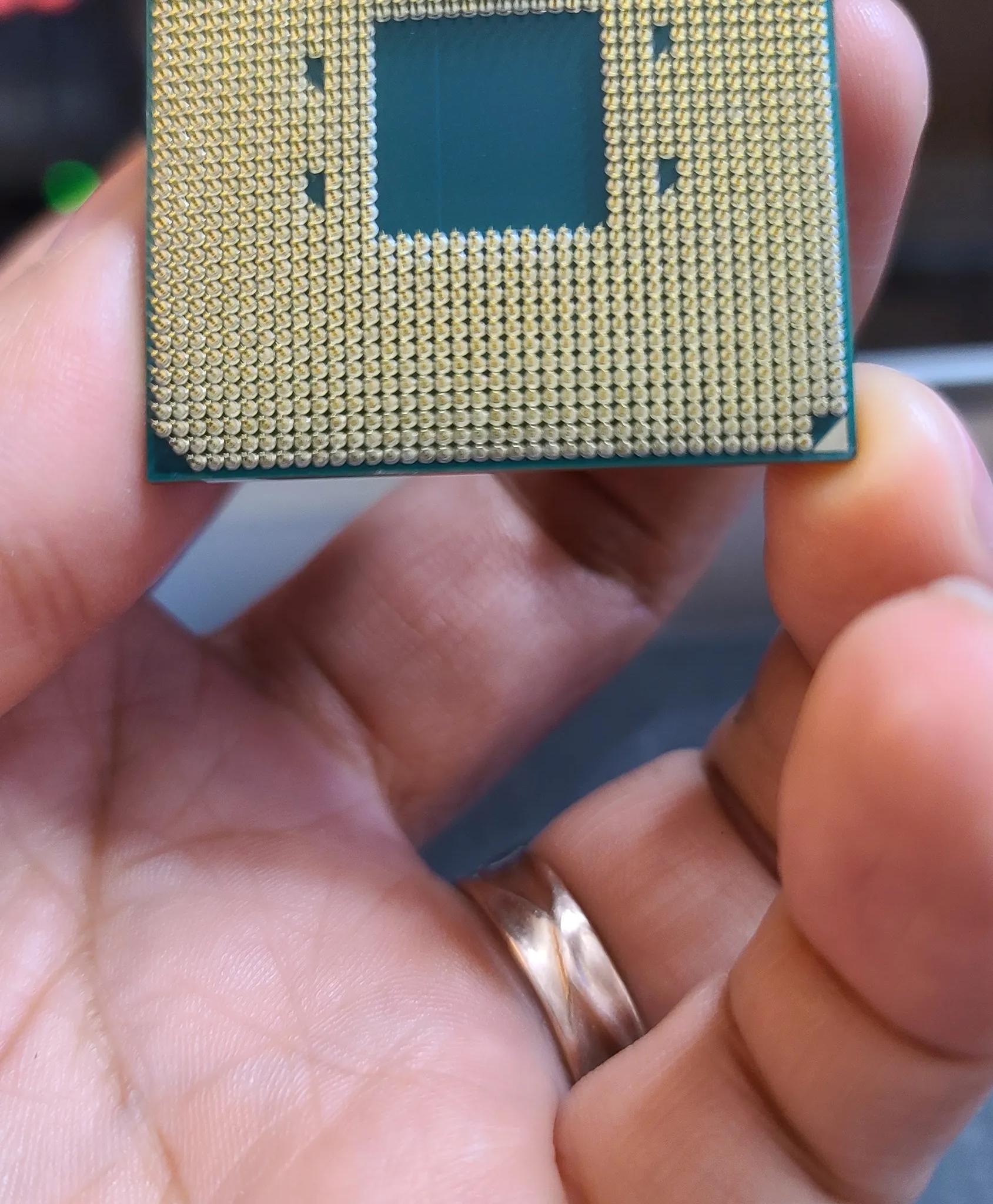 AMD Ryzen 9 3900X 12 core 24 Thread Processor CPU USED