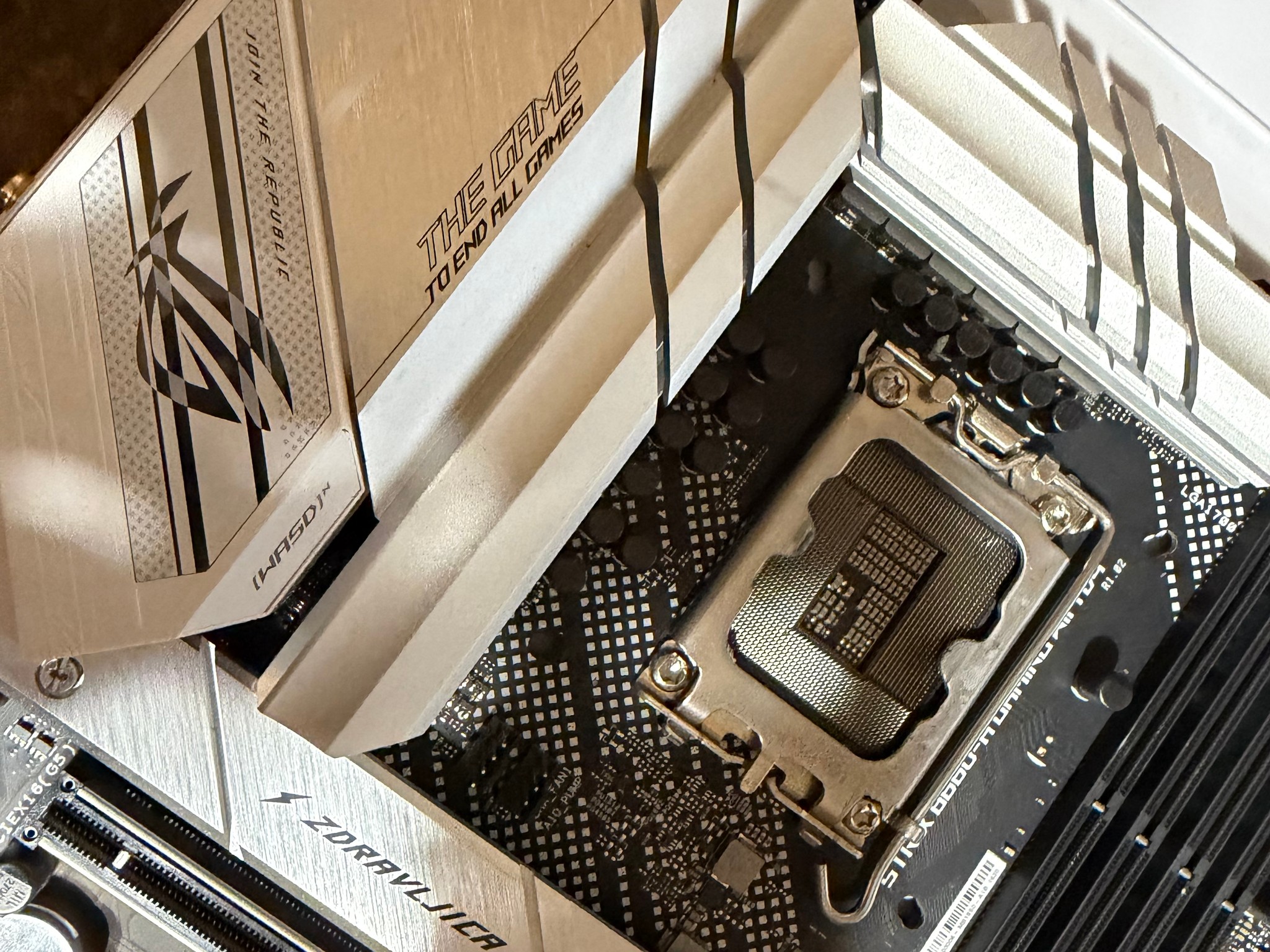 B660 Strix A D4