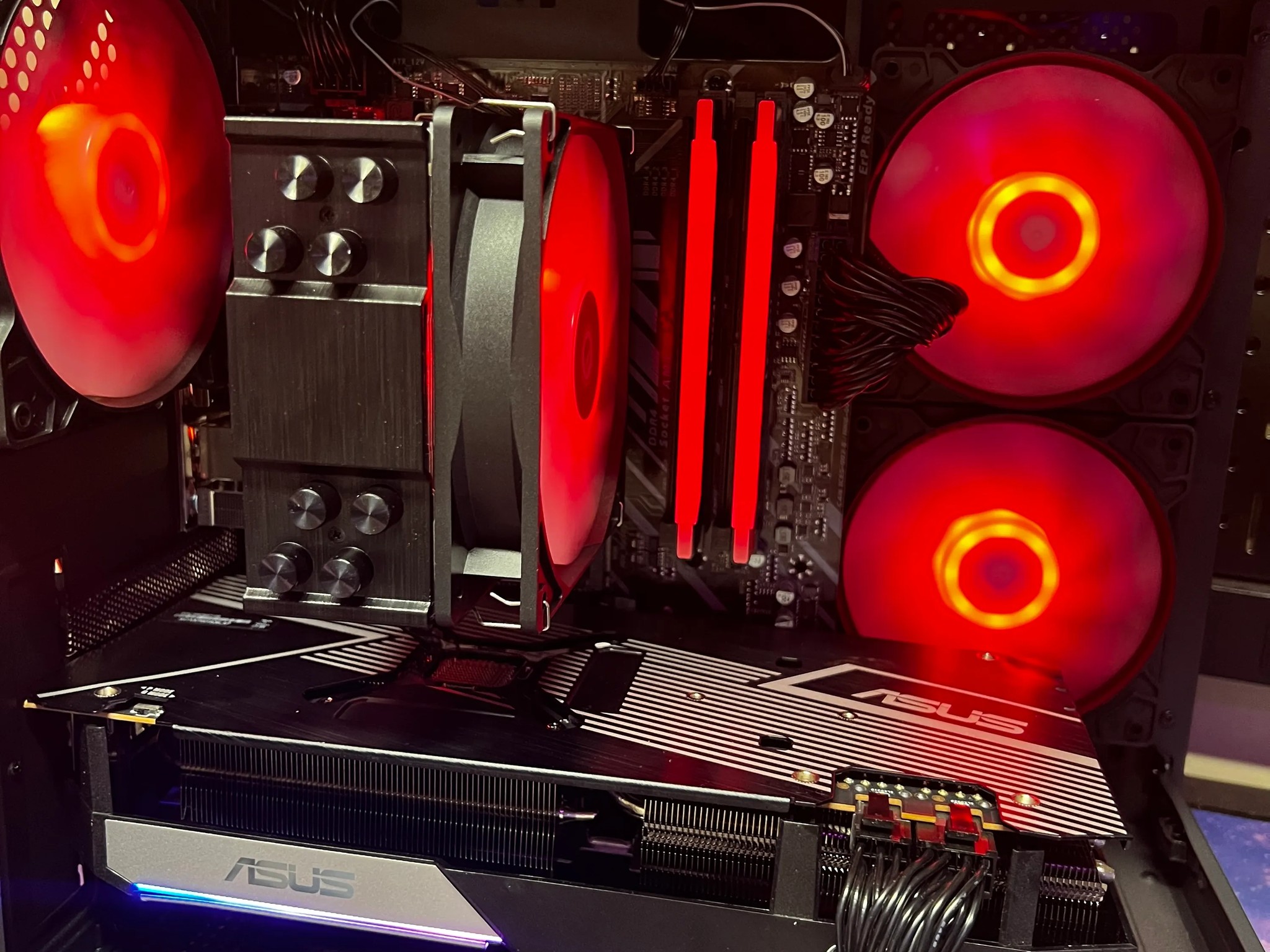 Nero || Ryzen 5 5600X + RX6700XT 12G w/ 1TB SSD M.2 NVMe & 16GB of DDR4 RAM