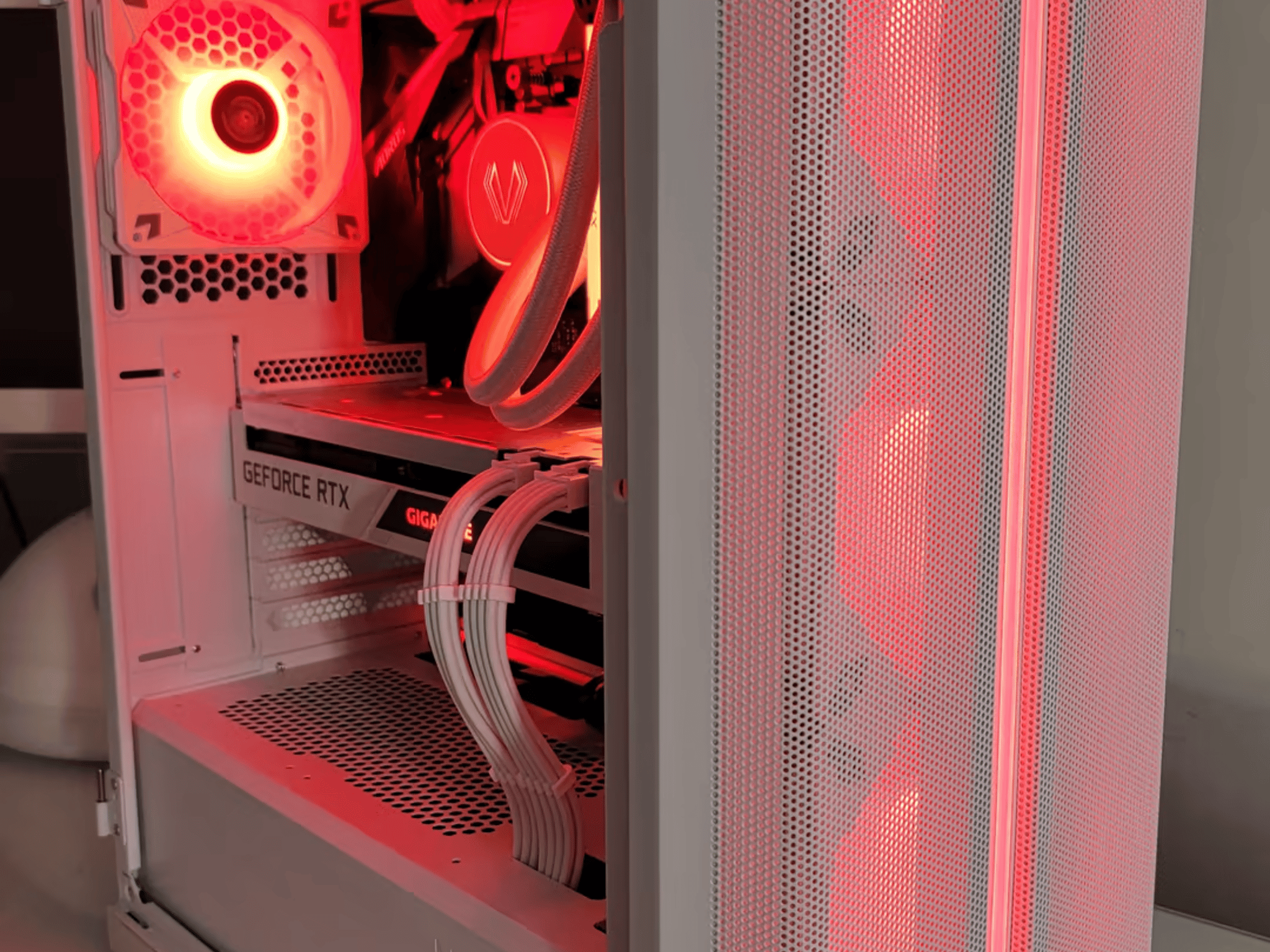 High End White Gaming PC - Ryzen 9 3900x | 32gb DDR4 | RTX 3070 Vision | 1tb NVMe | Water Cooling 