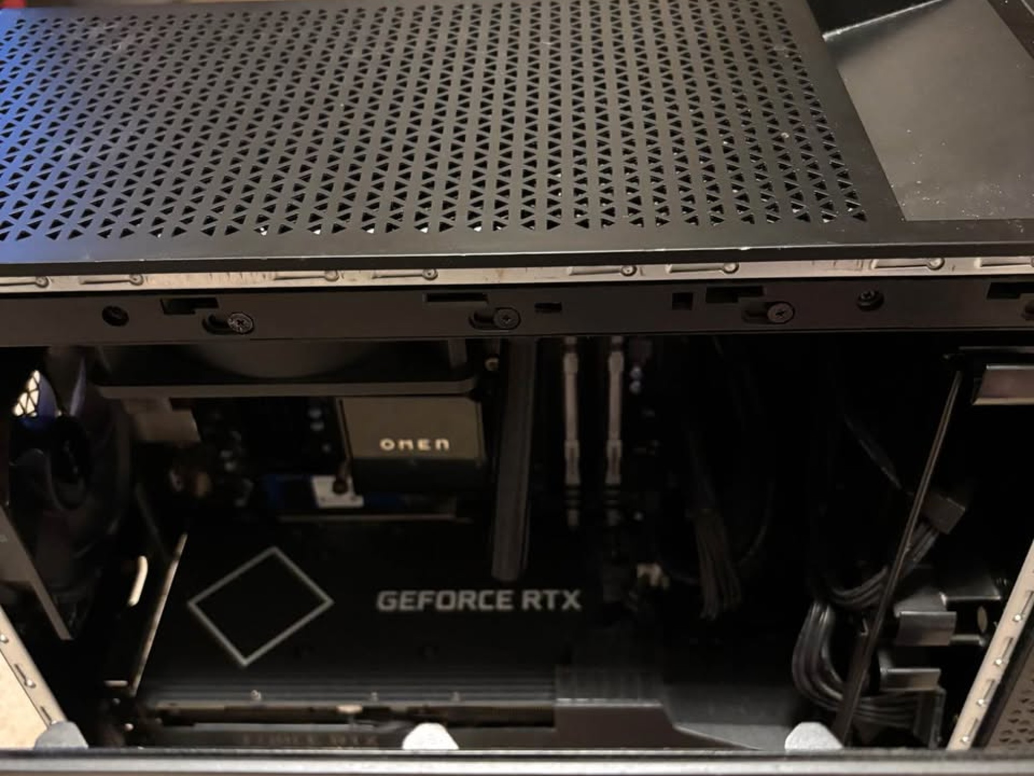 HP OMEN 30L (used) great shape