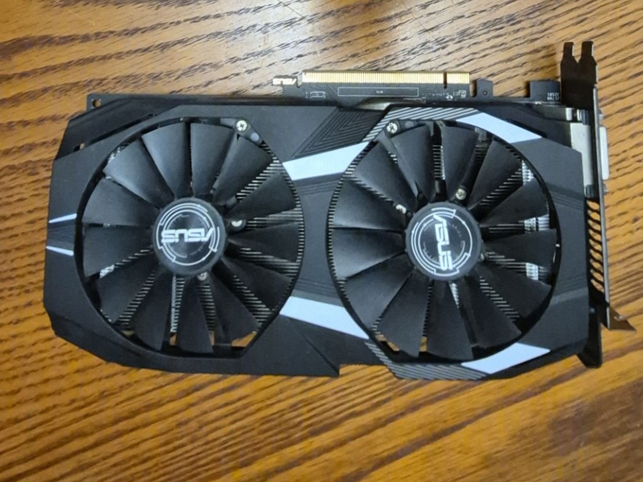 Pre-Owned MSI X570 Tomahawk, Ryzen 9 5950X, New ICE Moon Liquid Cooler, 32GB RAM, AMD Radeon RX580