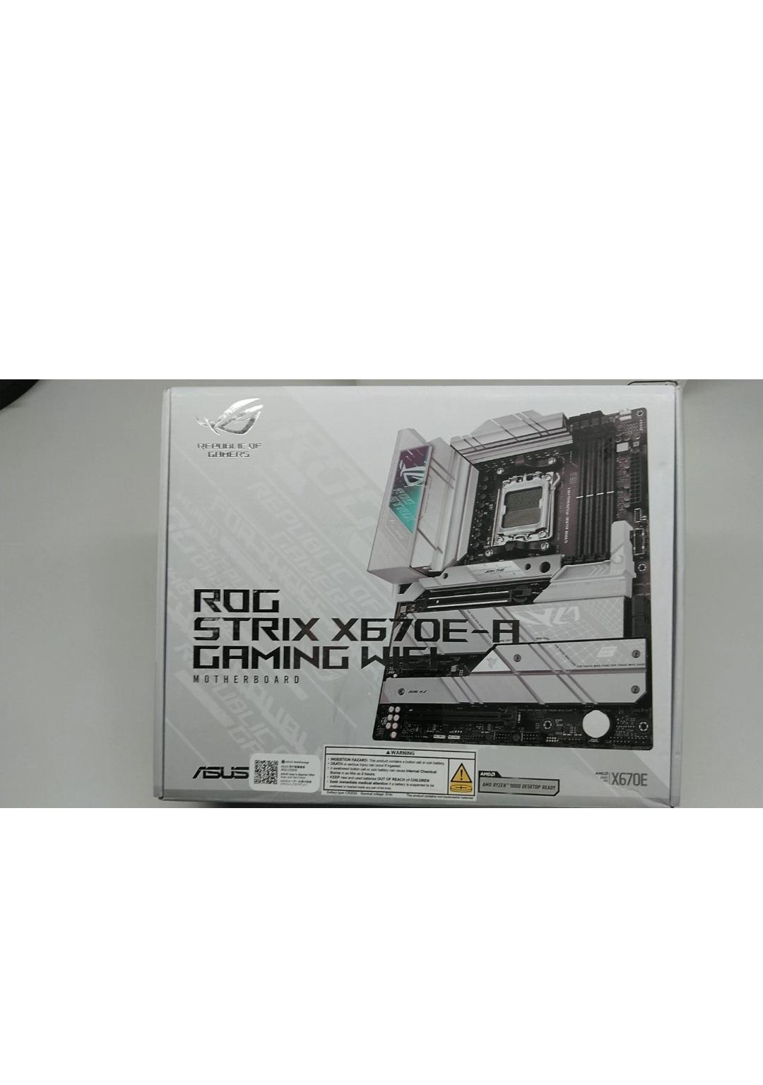 ASUS ROG STRIX X670E-A GAMING WIFI - Image 4