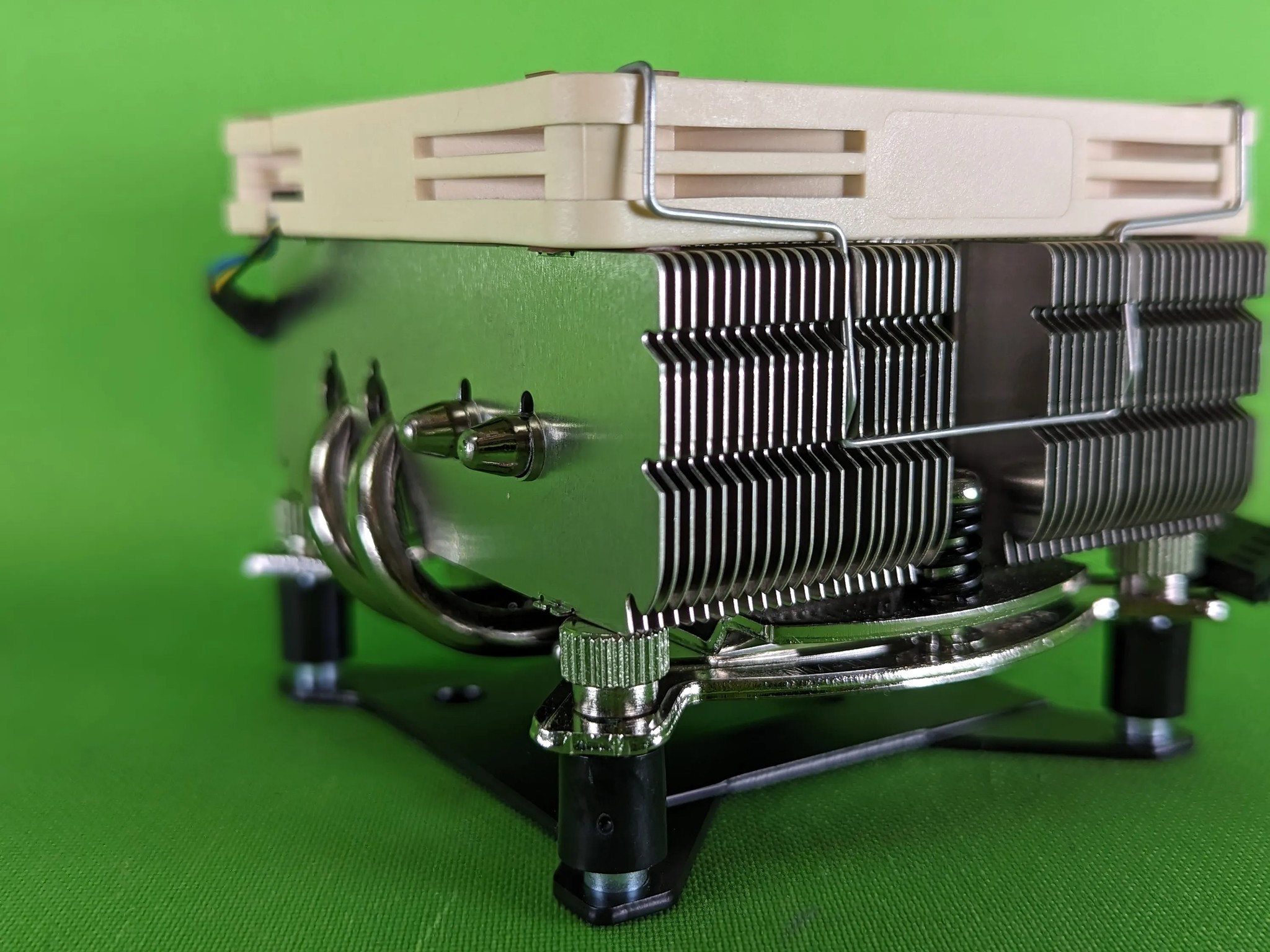 Noctua NH-L9x65 with LGA 115X / 1200 SecuFirm NM-IBP2 Bracket - Low Profile Cooler