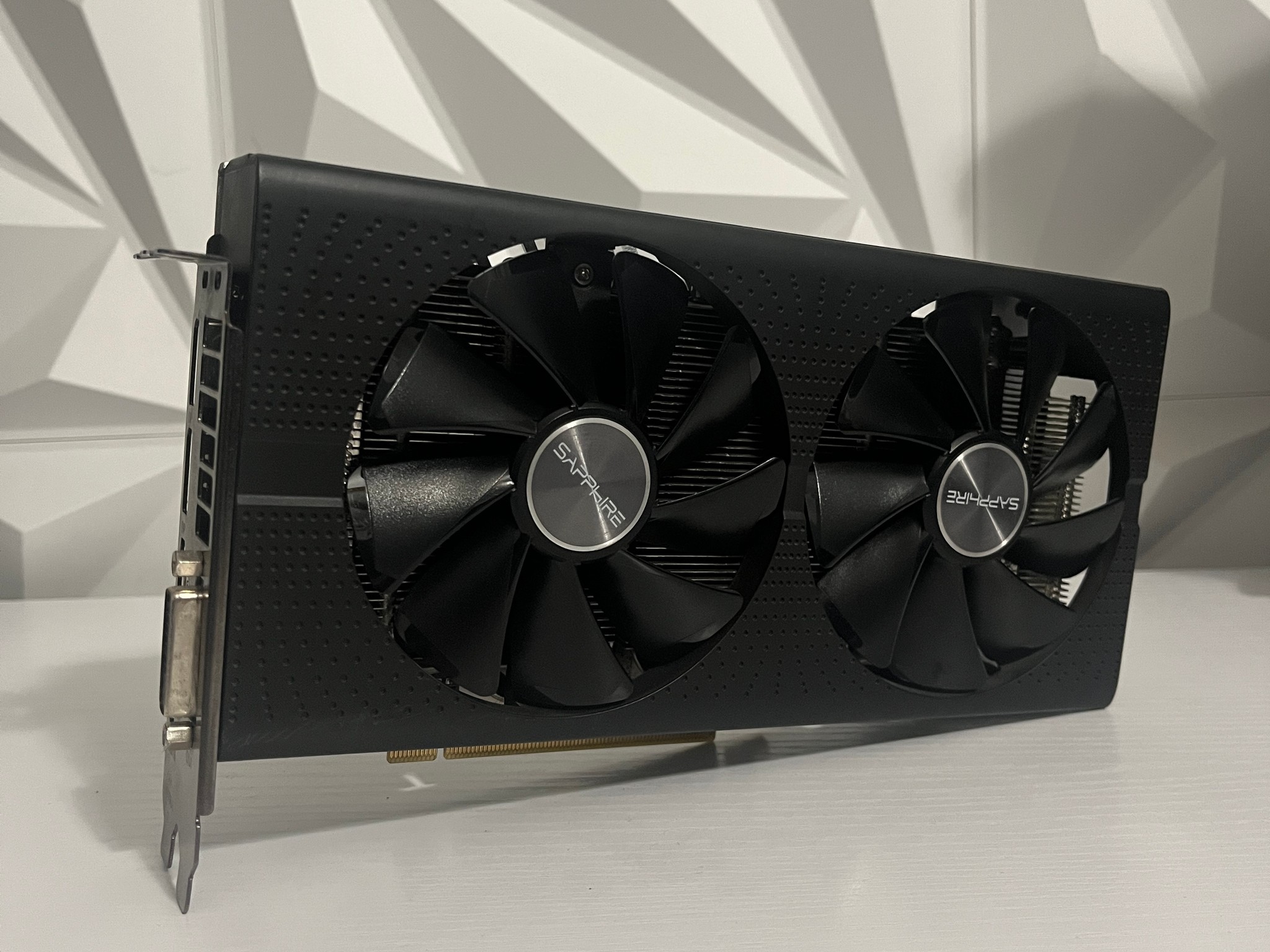 SAPPGIRE NITRO+ RX 580 8GB