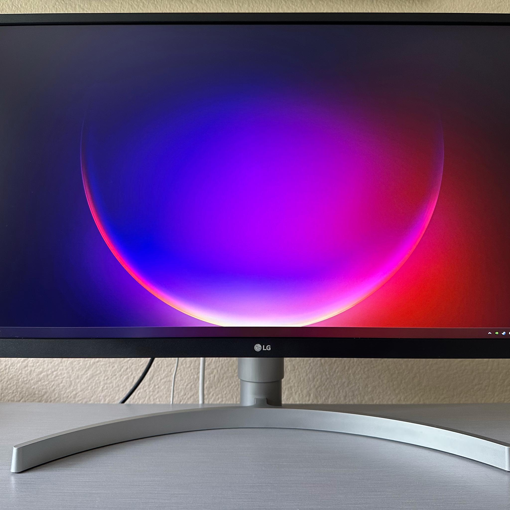 LG 27" 4K HDR FreeSync IPS Monitor