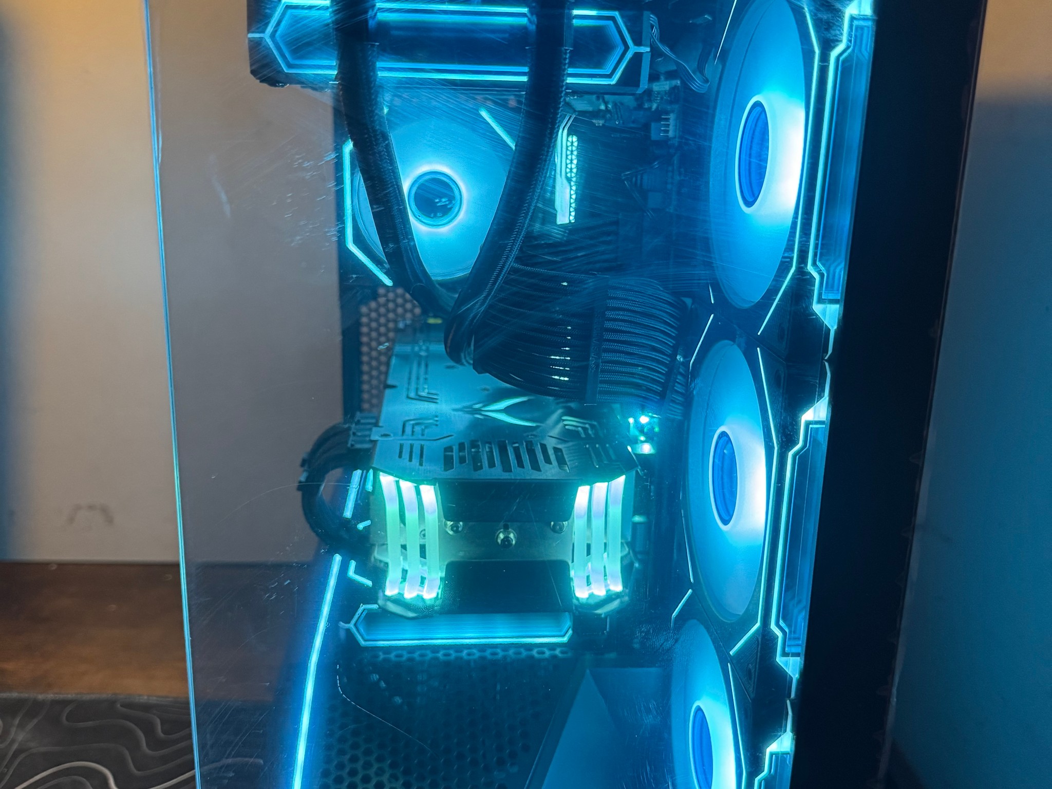 🚀High FPS Team Red 1440p/4K PC❤️ - Ryzen 5 5600X3D | RX 6900 XT 16GB | 32GB DDR4 | 1TB Gen4 M.2 SSD