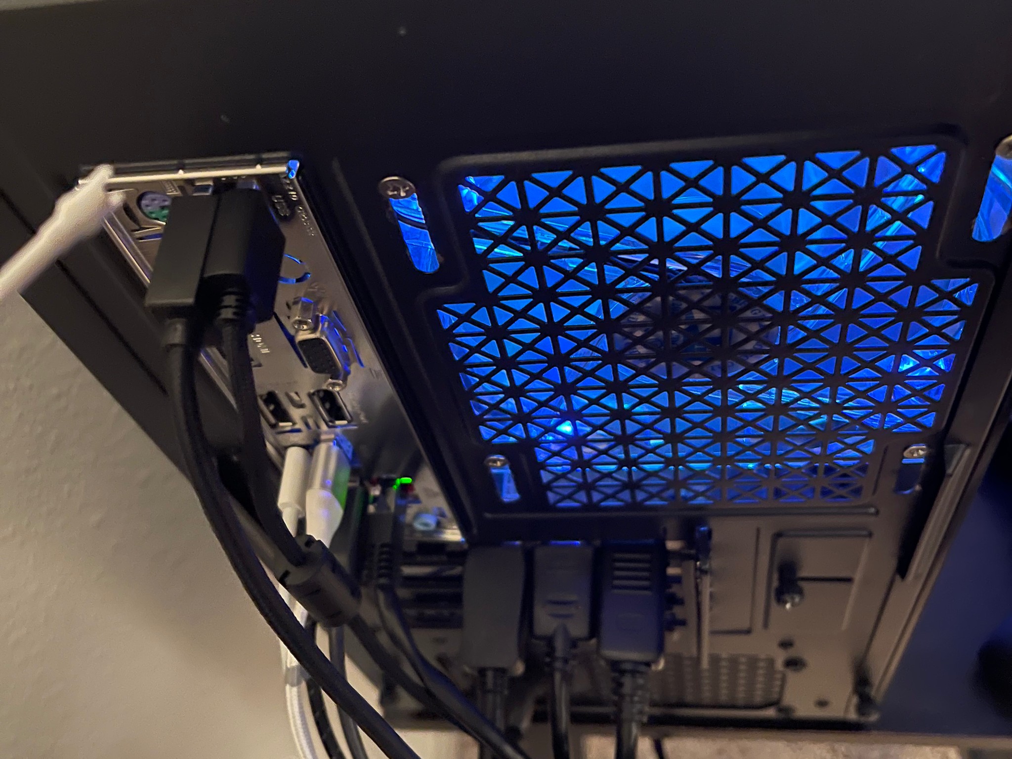 Intel Gaming PC w/ AMD GPU