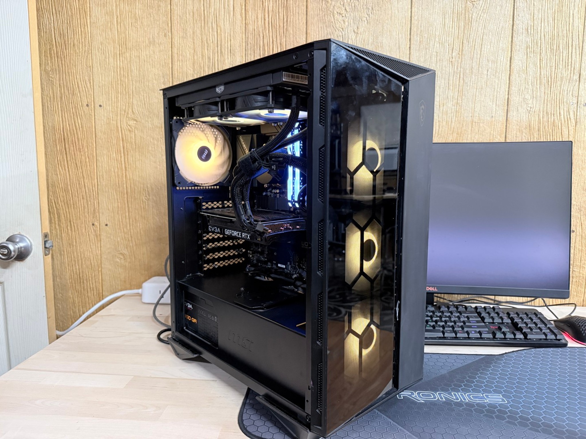 Intel i9 10850K, 32 GB 3200 MT/s, EVGA 3060 Ti 8GB, 1TB NVME, 2TB SATA SSD, EVGA 850 Watt PSU
