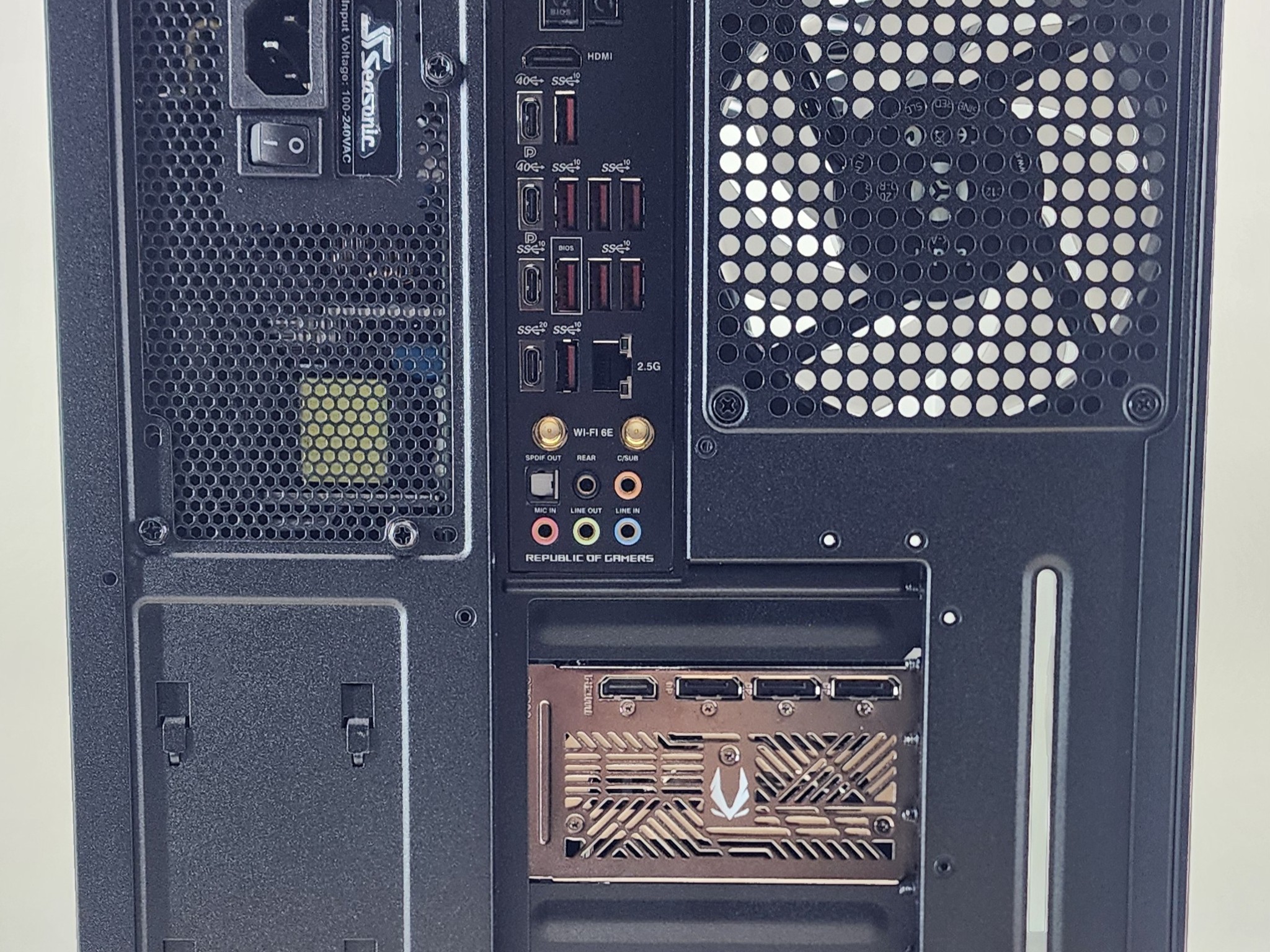 Gaming PC Ryzen 9 7950X3D 32GB RAM 4TB SSD 5070 Ti 16GB Windows 11 Computer