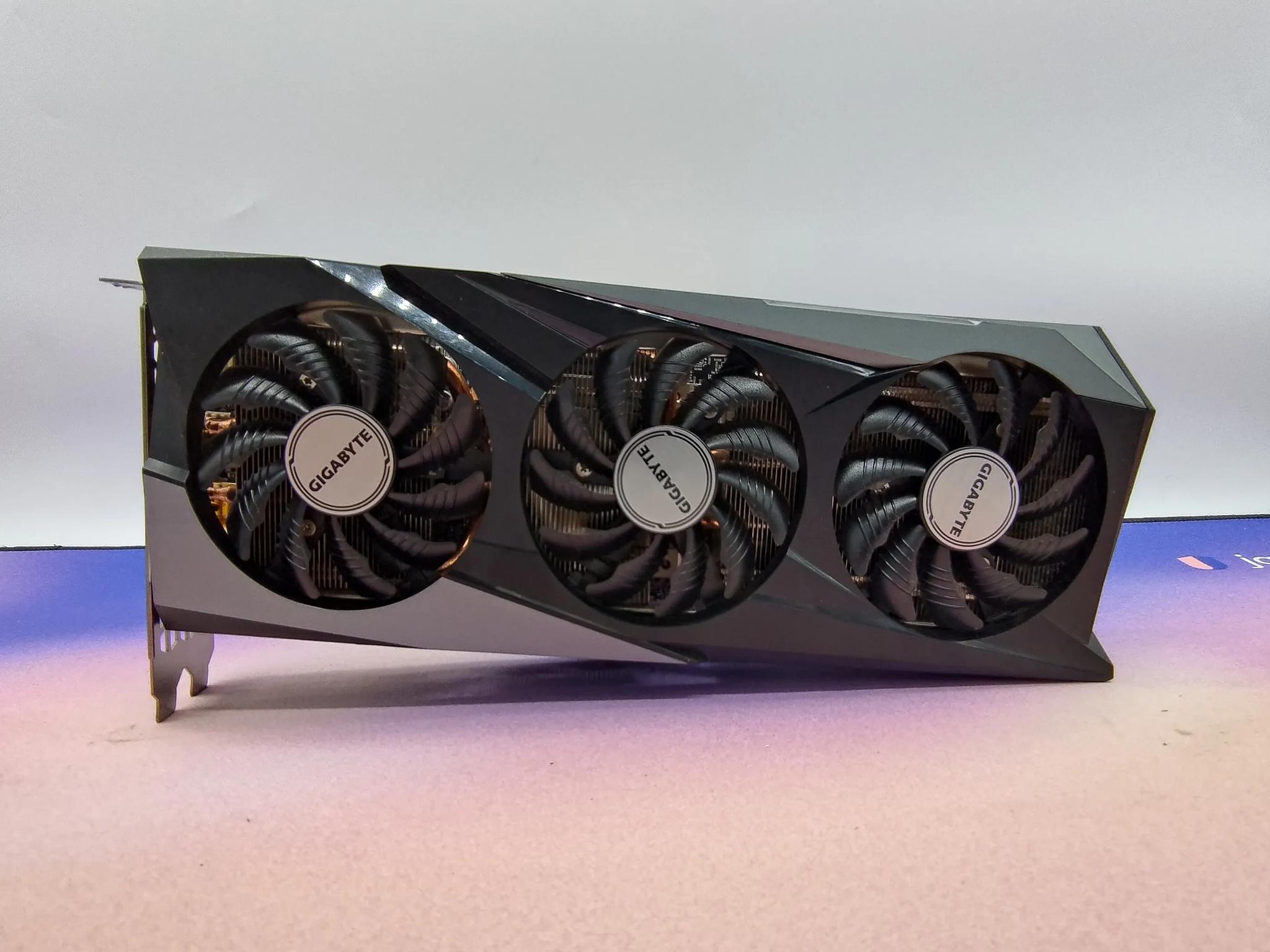 Gigabyte RX 6700XT Gaming OC