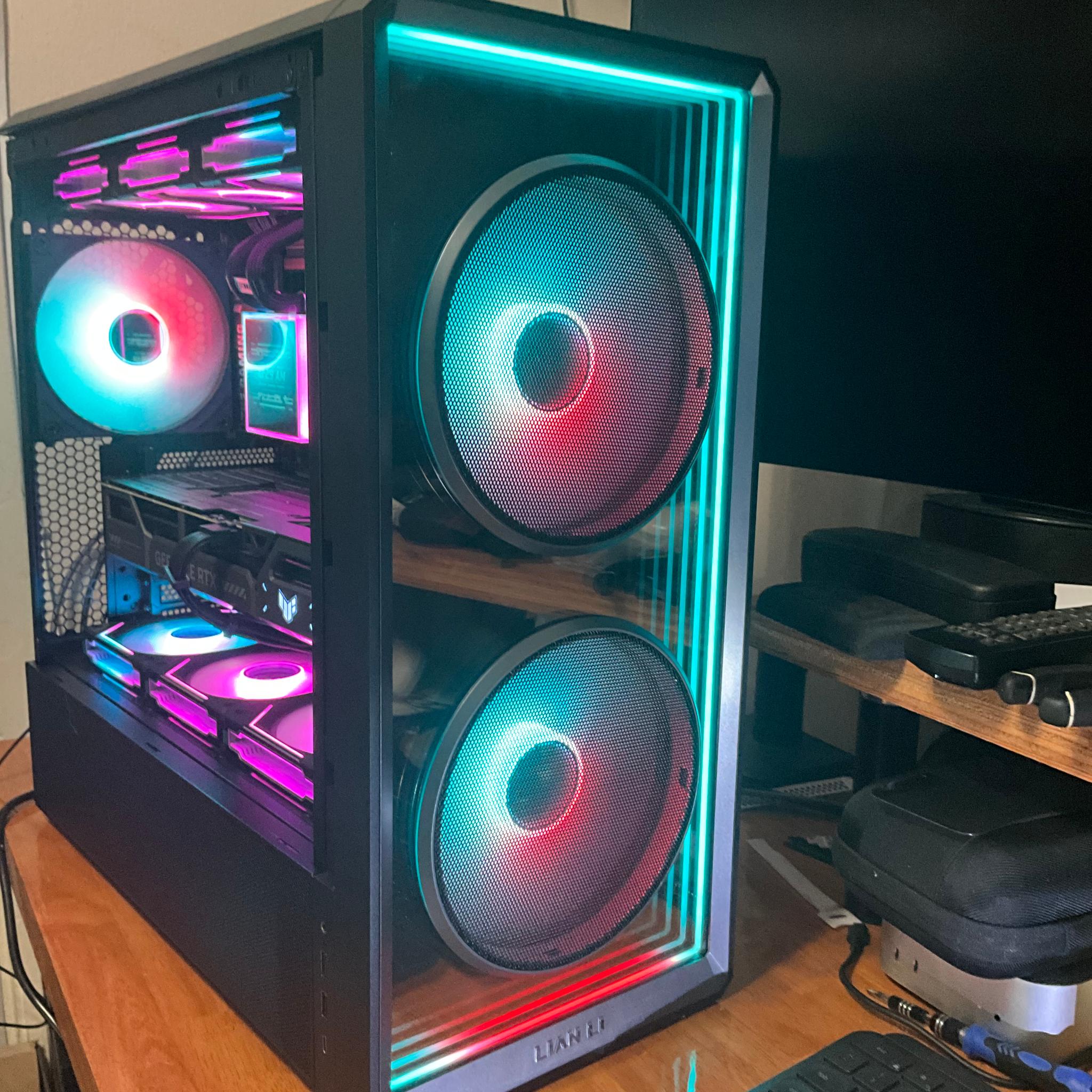 9800X3D / 5070 Ti / X870E /Gen5. ASUS TUF x Lian Li Premium Gaming PC