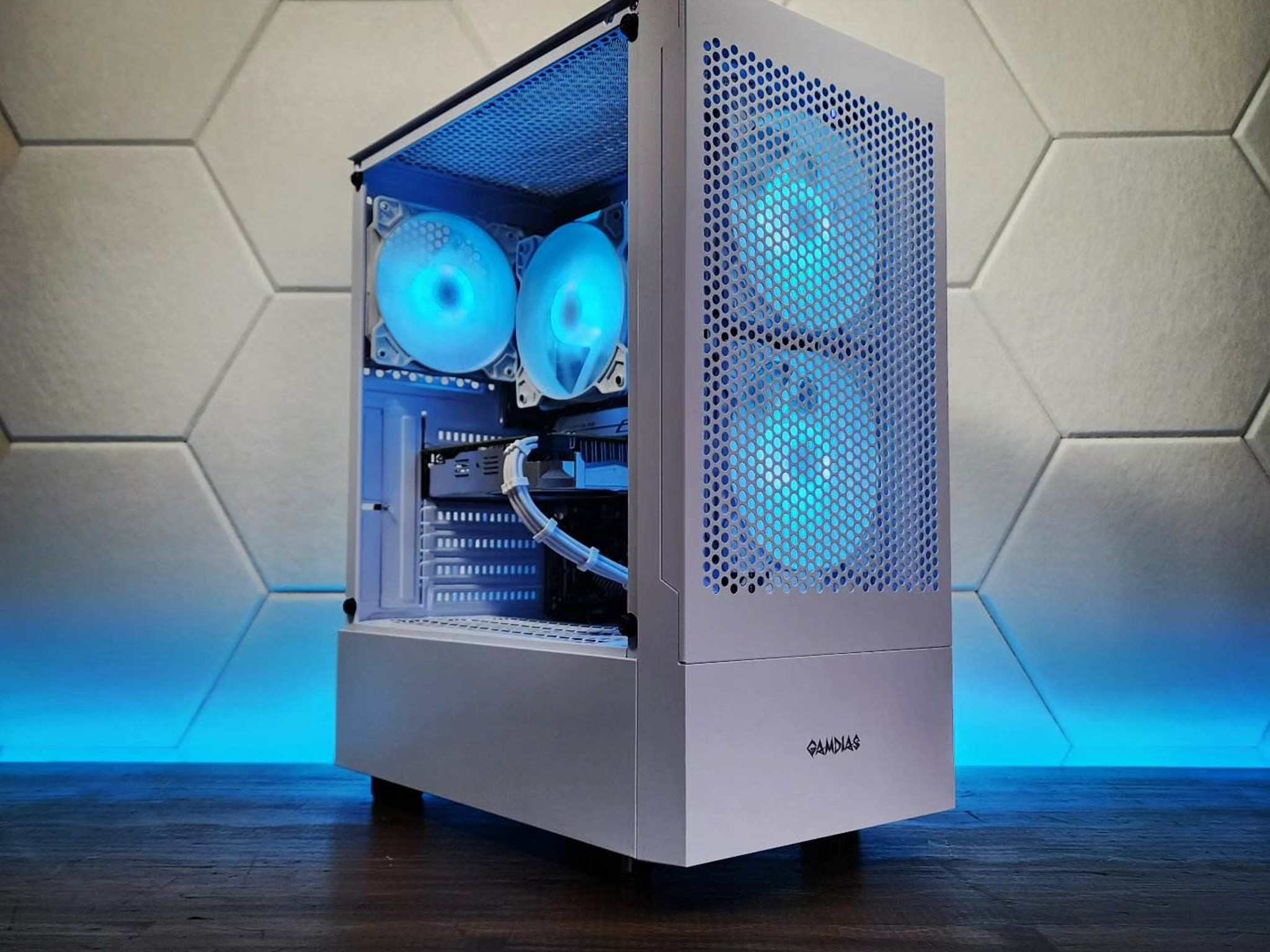 💙🤍💙 GTX 1060 6GB // Intel Core i3 10105F // Silicon Power 16GB 3200MHz