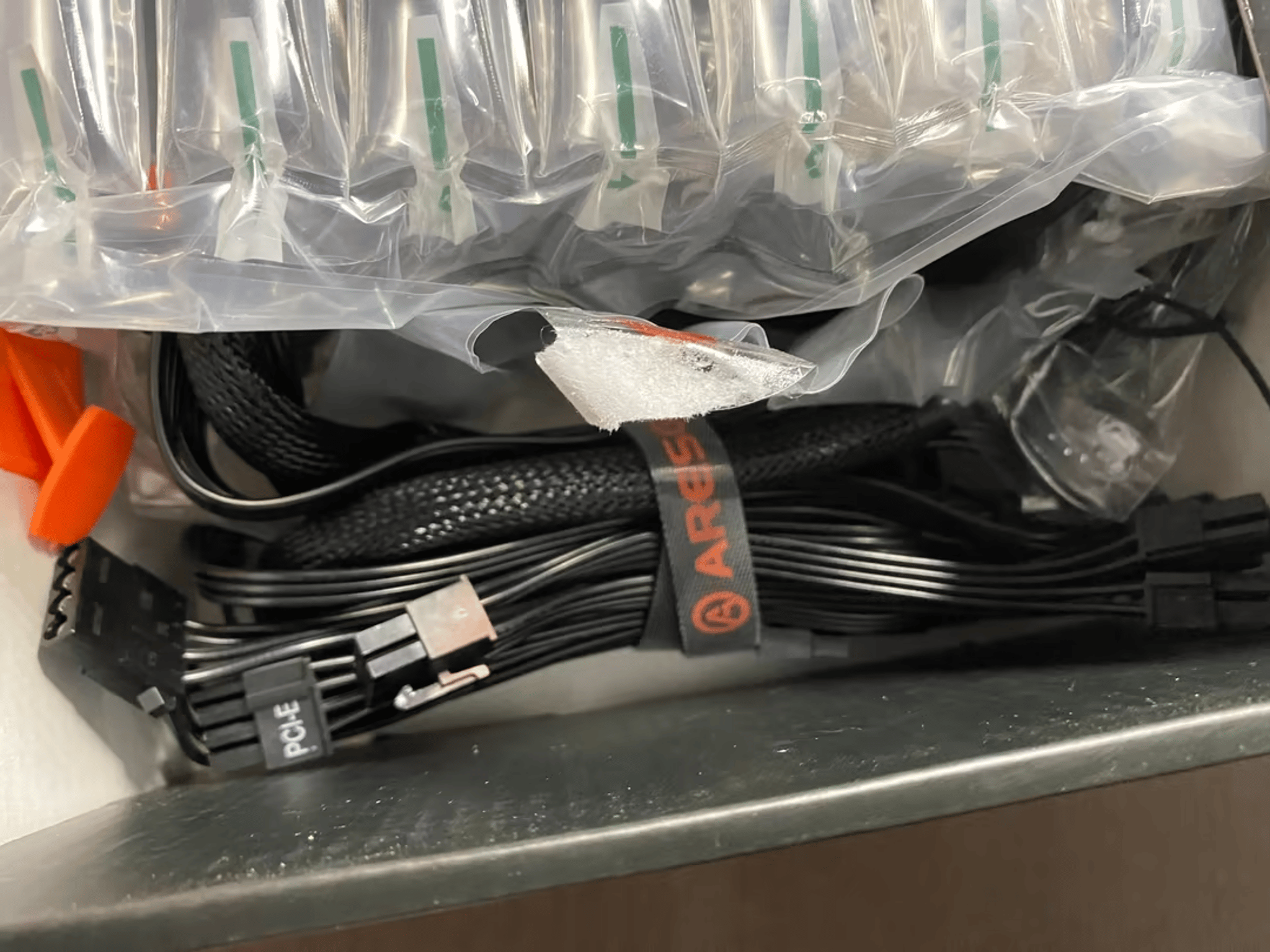 ARESGAME AGW550 80+ BRONZE POWER SUPPLY