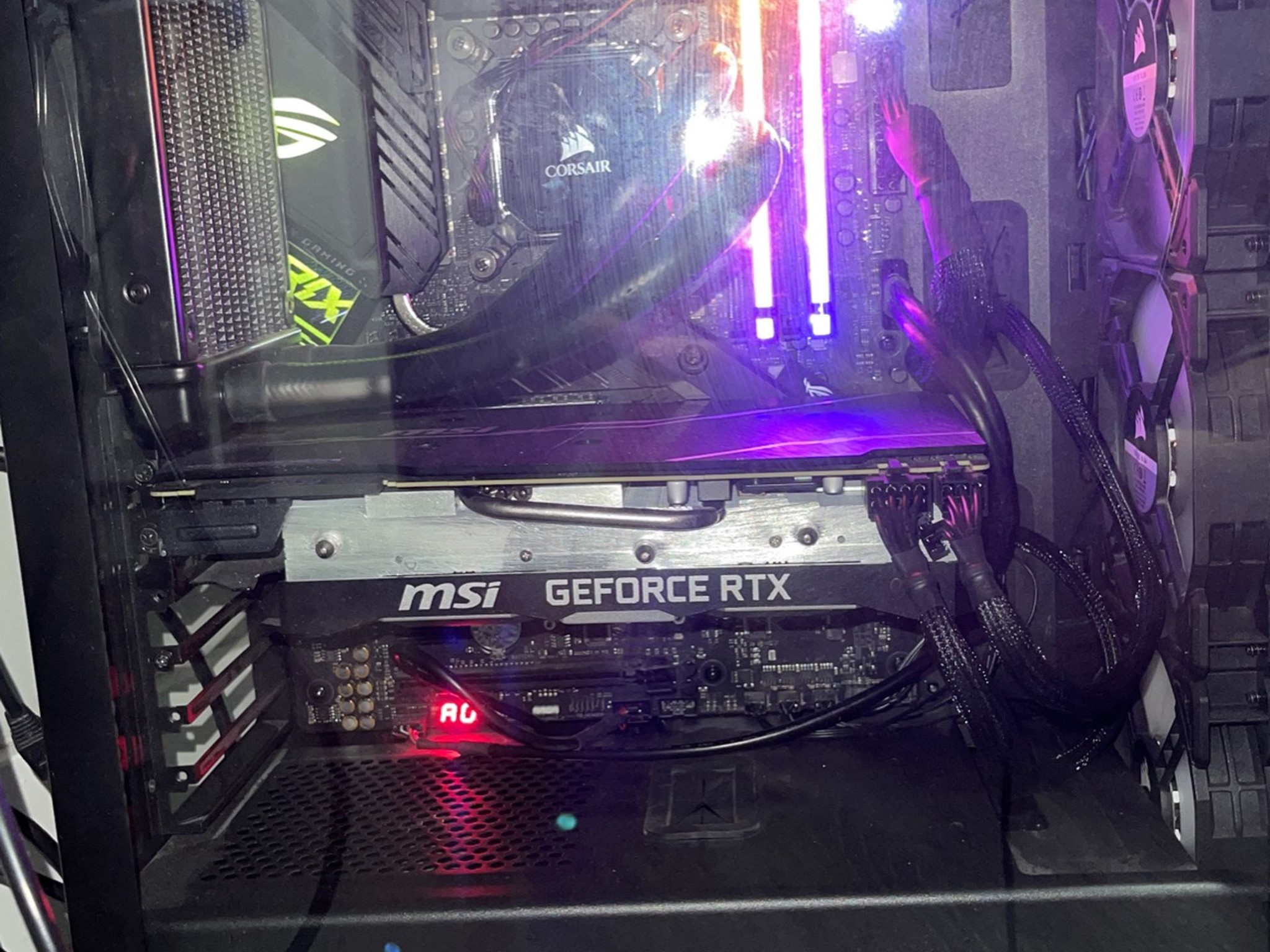 i7-10700, ROG STRIX z490-E Gaming, 32 GB DDR4 Corsair Vengeance, 1 TB Samsung 970 SSD, 2080 Super