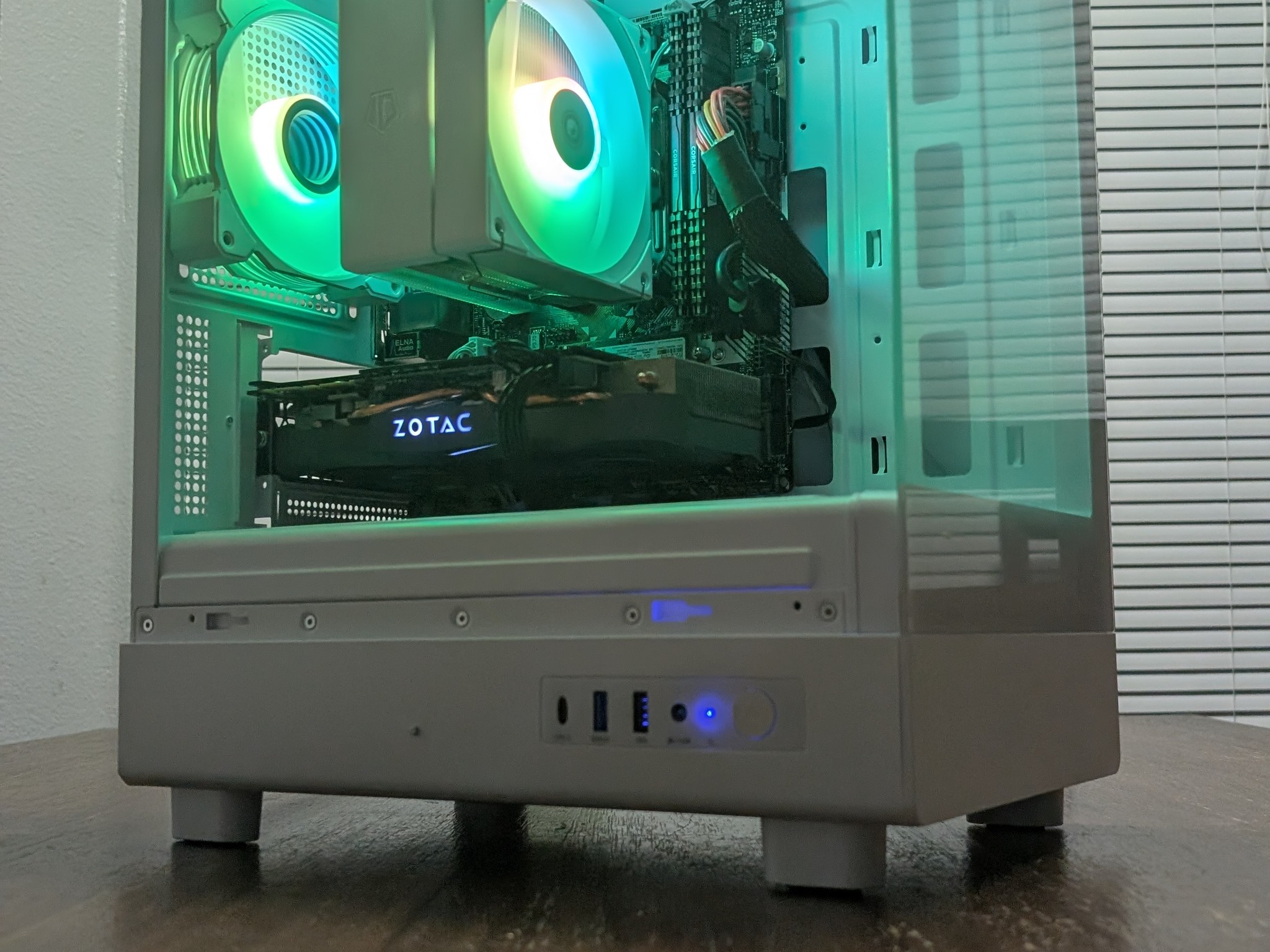 White GTX 1080 E-Sports Gaming PC