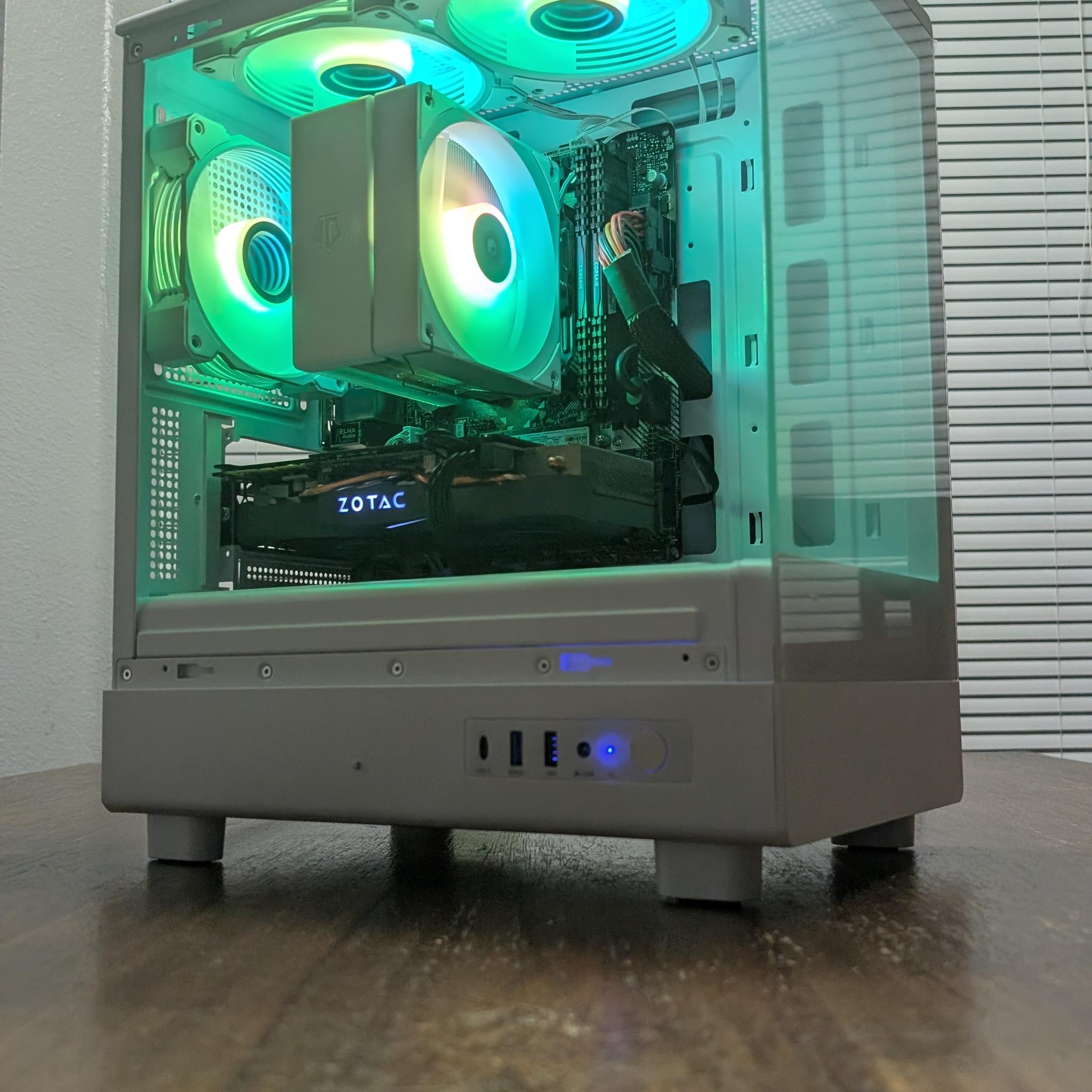 White GTX 1080 E-Sports Gaming PC