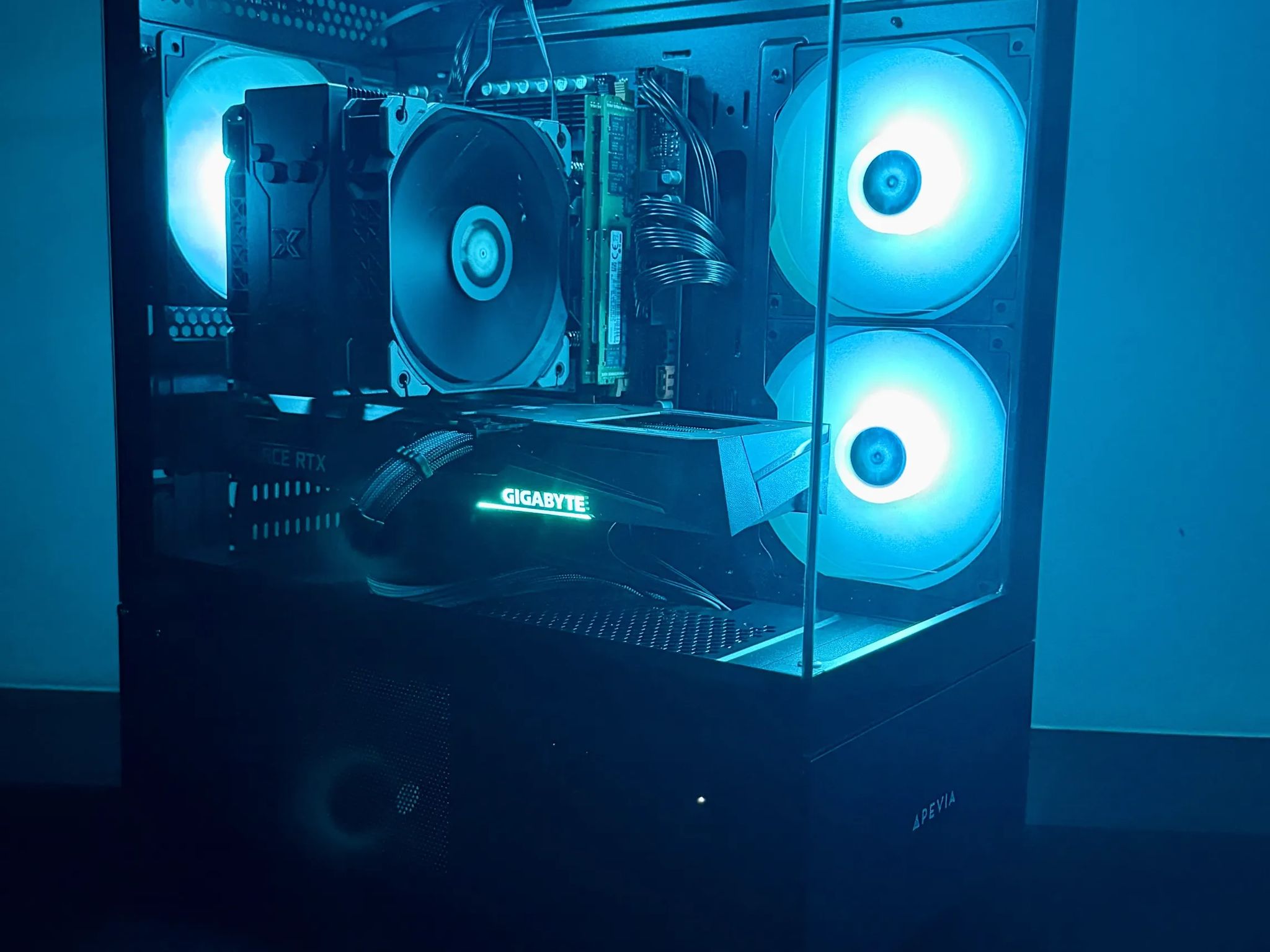 Budget Gaming PC - RTX 3060 Ti _ 1 TB SSD _ 64 GB RAM _ 14 Core Xeon CPU