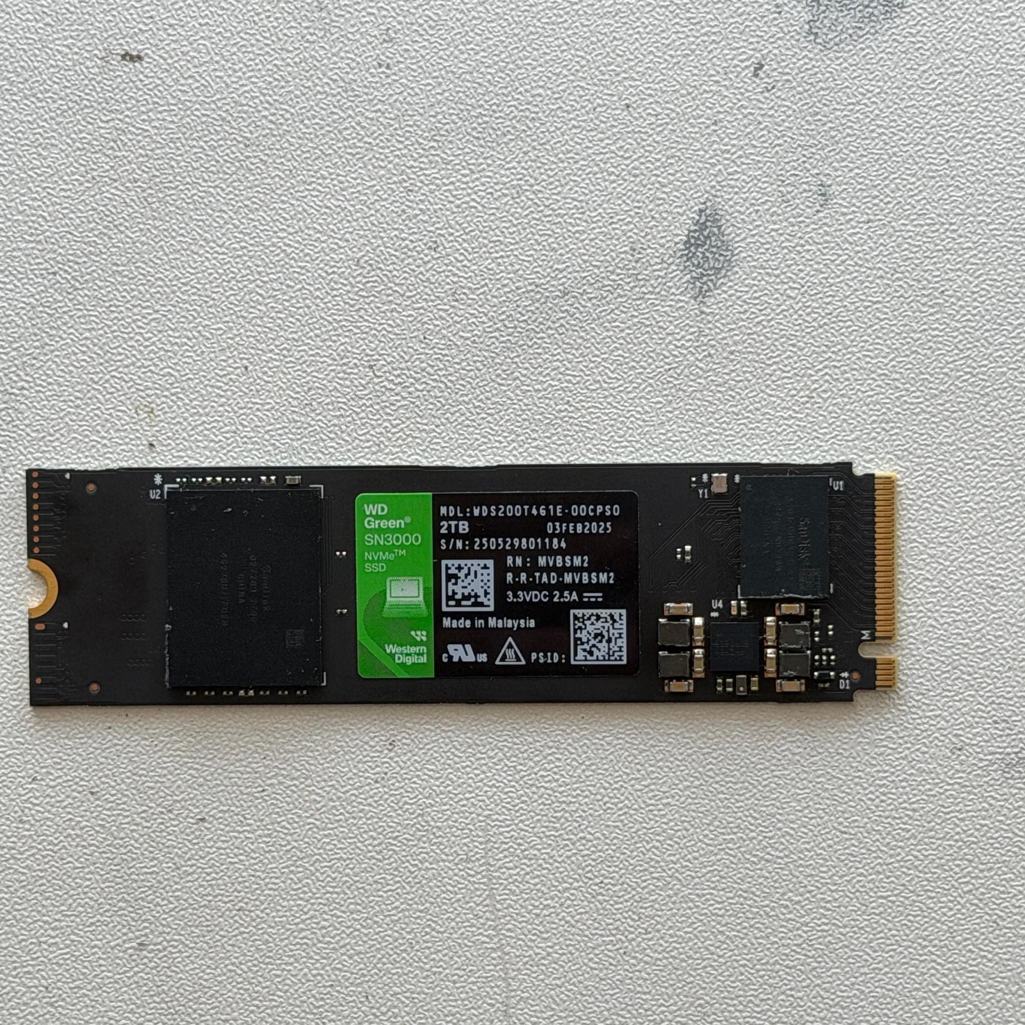 WD Green SN3000 2TB NVMe M.2 SSD PCIe Gen4 5000MB/s WDS200T4G1E