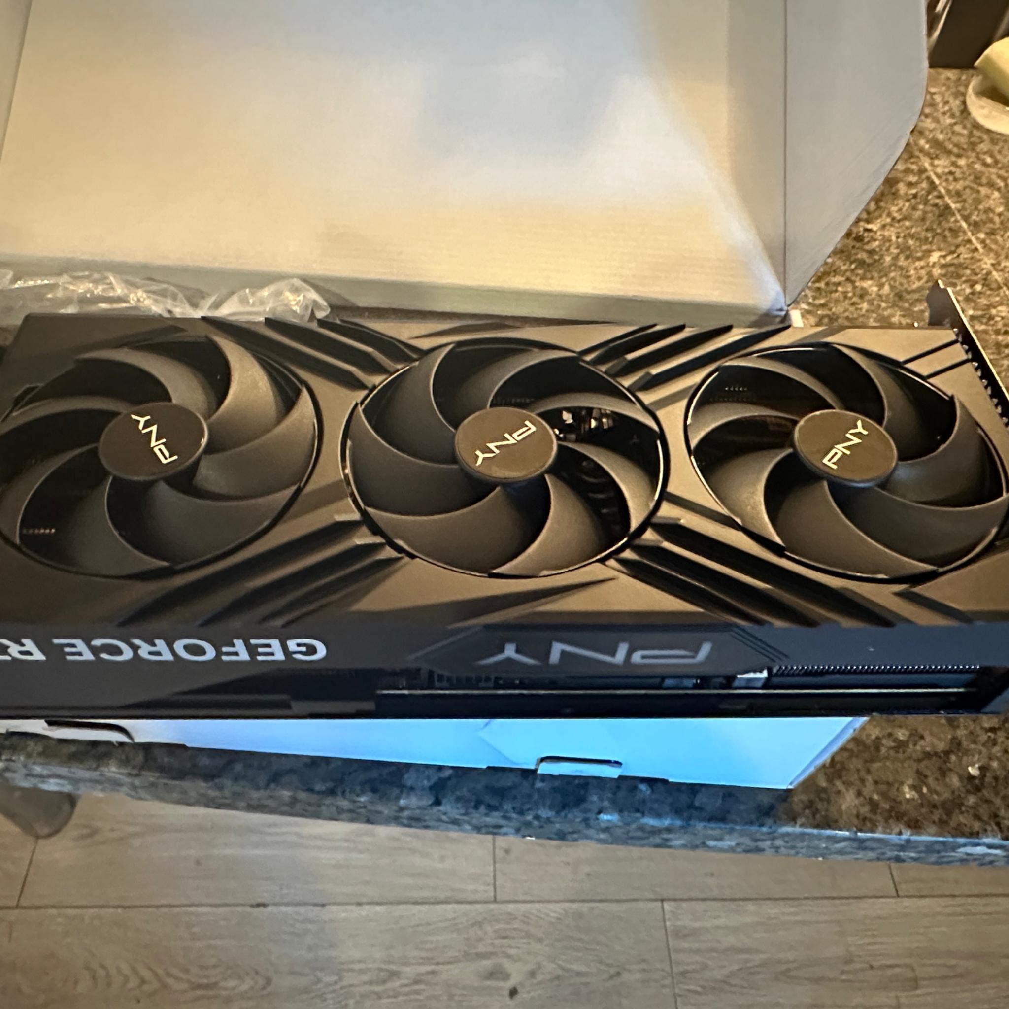 PNY RTX 4090 like new
