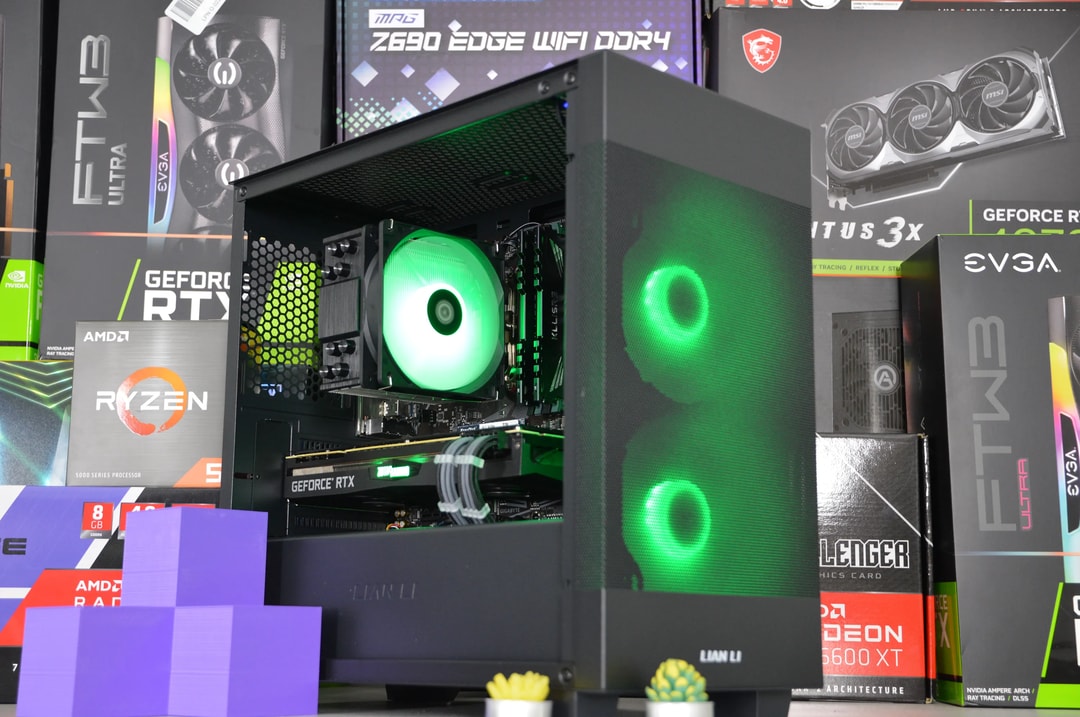 ⚫🟢 | RTX 2070 SUPER 8GB | RYZEN 7 3700X | 16GB DDR4 RAM | 1TB
