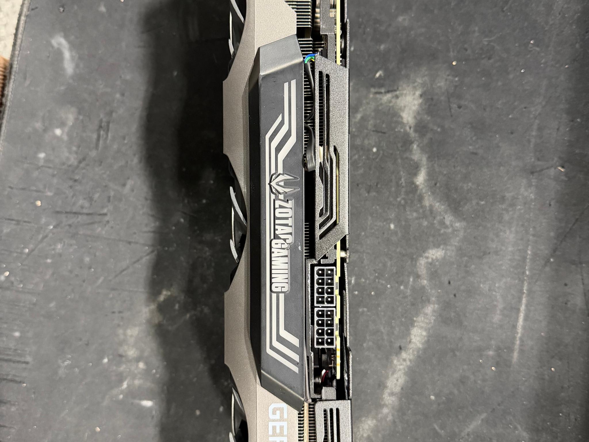 Zotac GAMING Trinity GeForce RTX 3070 Ti w/ Cosmetic Damage