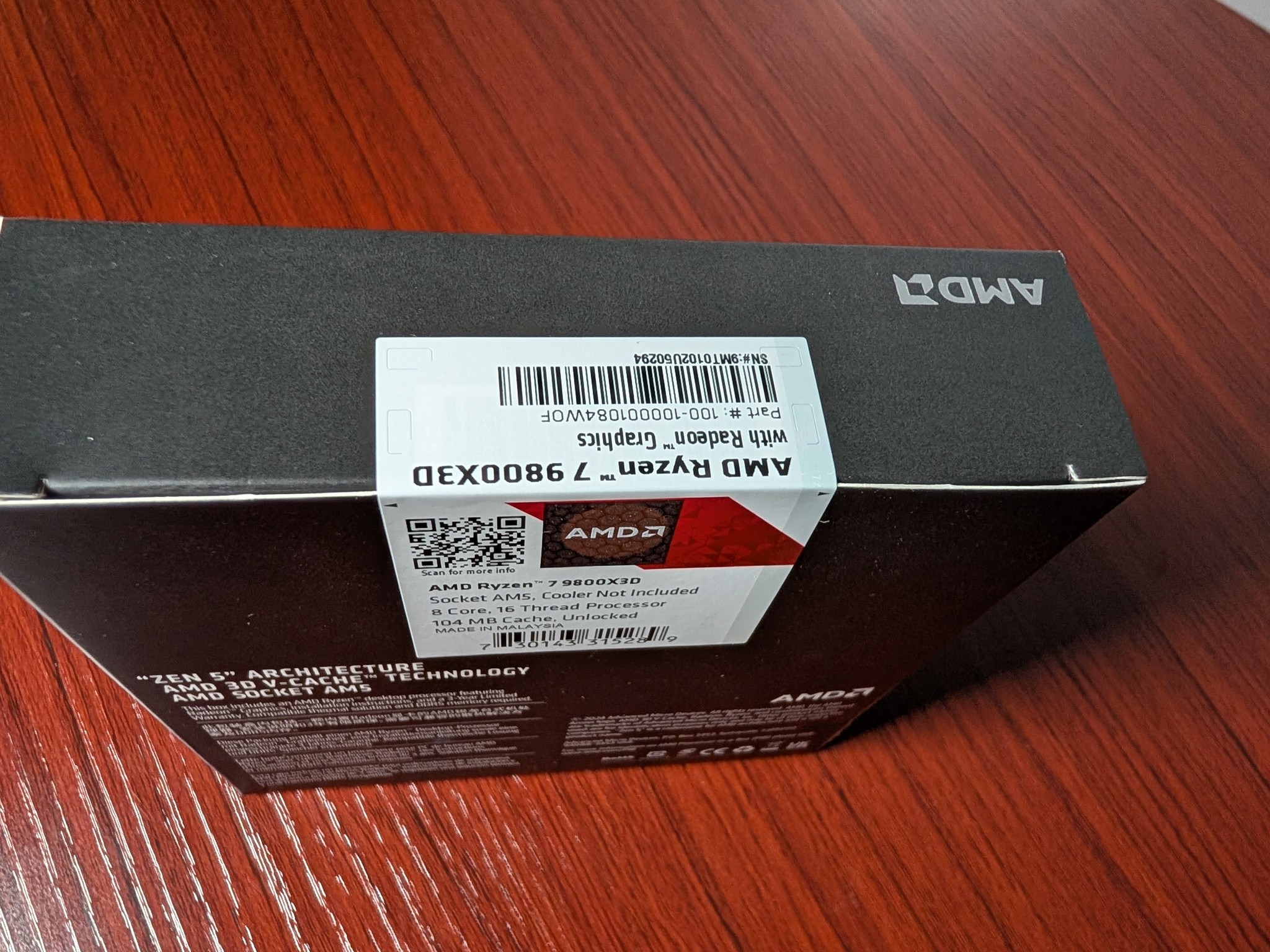 AMD Ryzen 7 9800X3D *BRAND NEW SEALED*