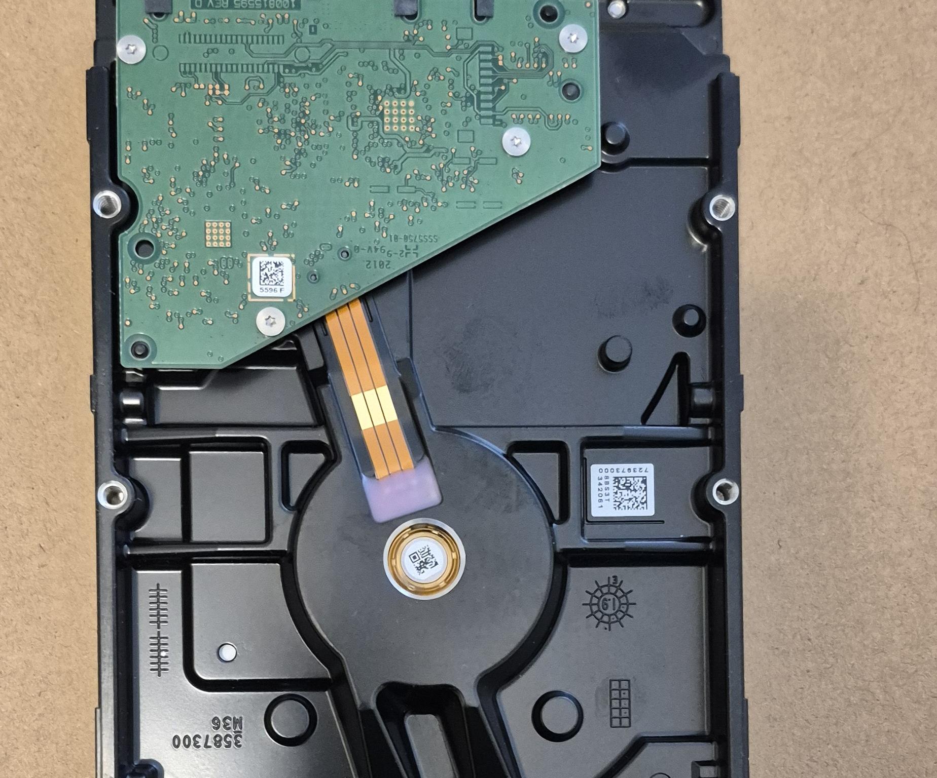 Seagate BarraCuda 2TB Internal Hard Drive HDD – 3.5 Inch SATA 6Gb/s 7200 RPM (ST2000DM008)