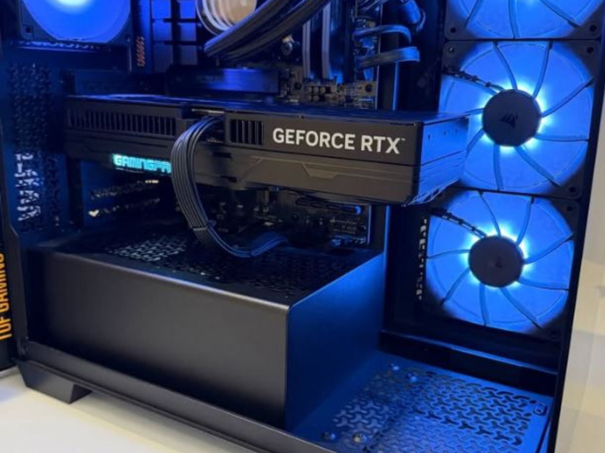 GAMING PC RYZEN 7 7800X3D RTX 5080 32 GIGS DDR5 GAMING PC BEAST