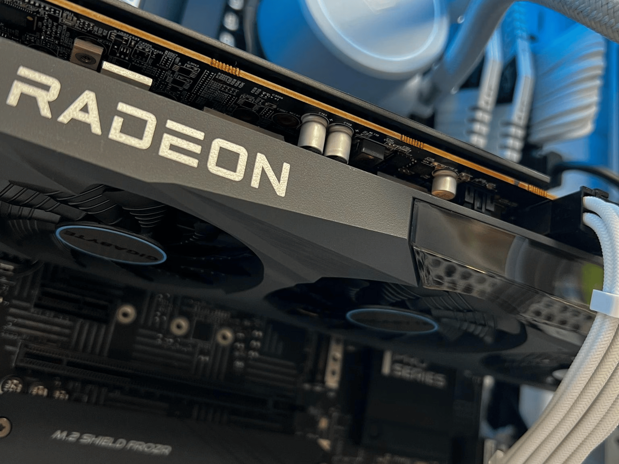i5 10600k / RX 6600 Gaming PC