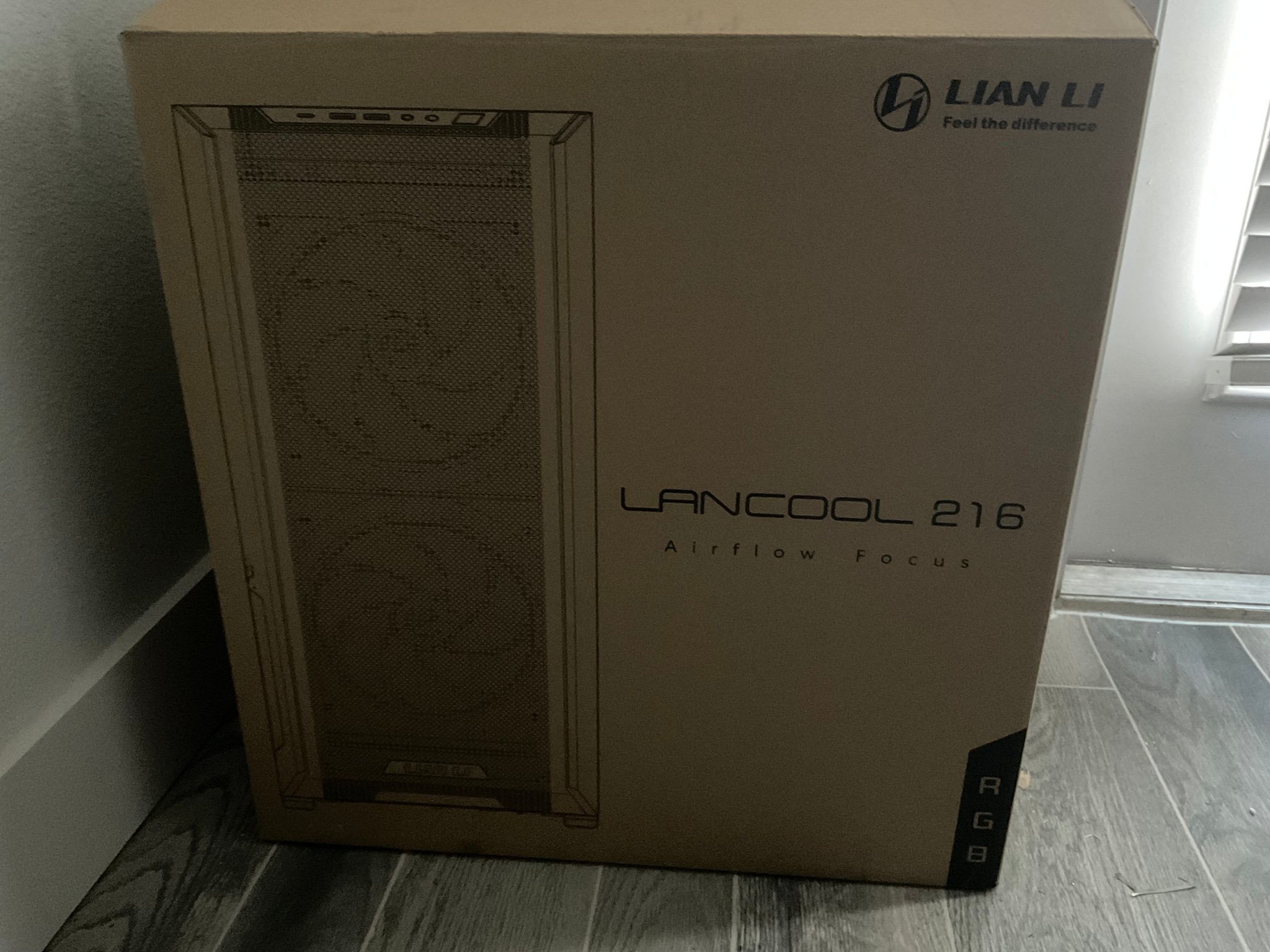 Like New! Lian Li Lancool 216 RGB Black Mid Tower Case