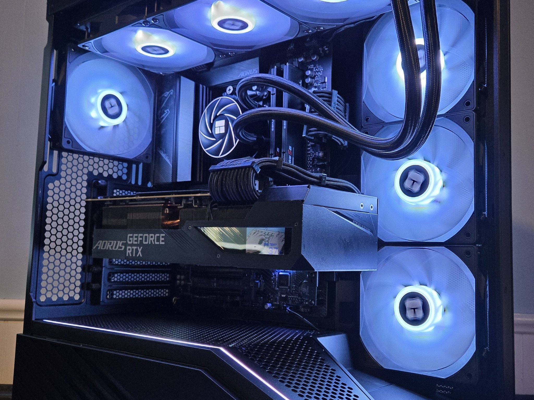 Aorus Master 1440p PC🖥️Ryzen 5 7600X|RTX 3080 10GB|1TB NVME|32GB DDR5|Wifi/Bt|Win 11 🖥️