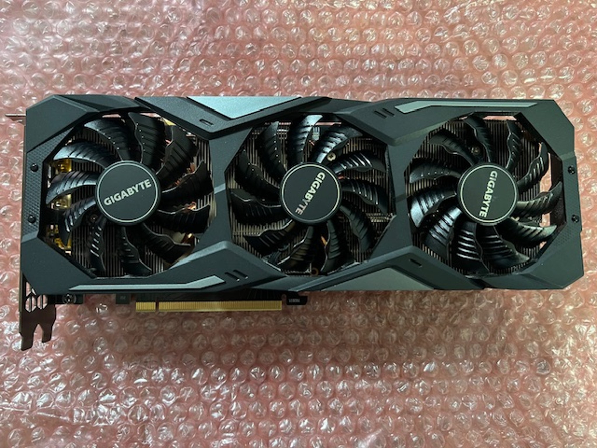 Gigabyte NVIDIA GeForce RTX 2070 Super Gaming OC 3X Overclocked Triple-Fan 8GB GDDR6 PCIe 3.0 Card