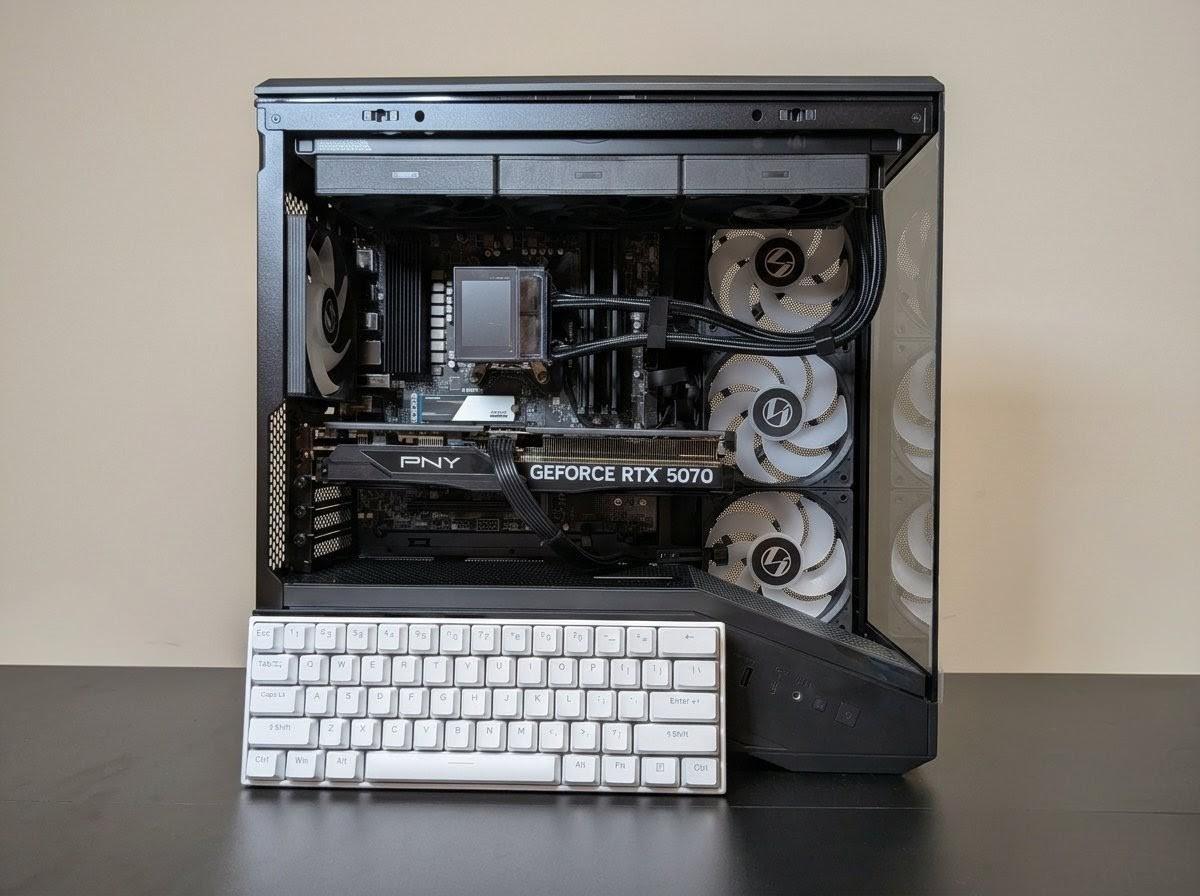 🔥 RTX 5070 GAMING PC | RYZEN 5 7500X3D | 32GB DDR5 | 2TB NVME | WIFI&BT | WINDOWS 11 HOME
