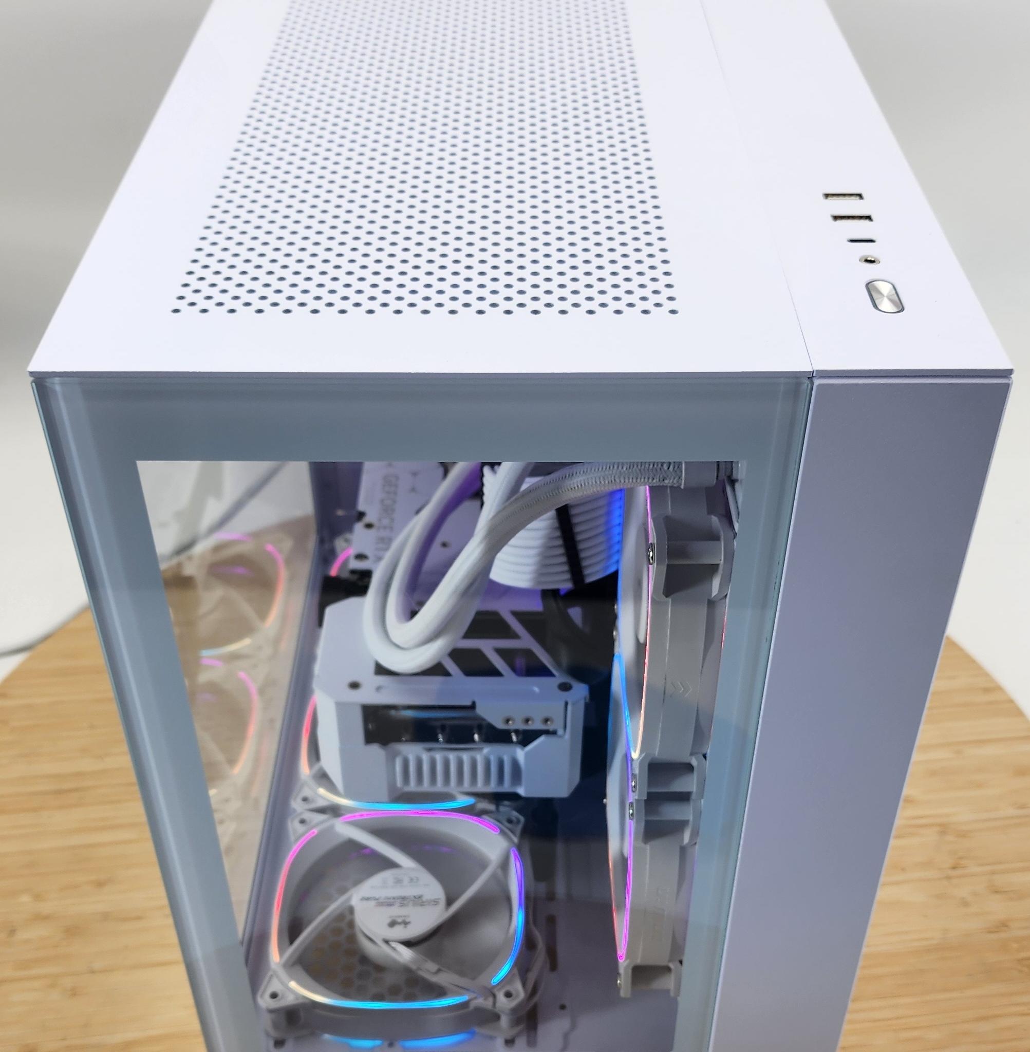 Gaming PC Ryzen 7 7700 32GB RAM 2TB SSD RTX 4070 Ti SUPER 16GB Win11 Computer